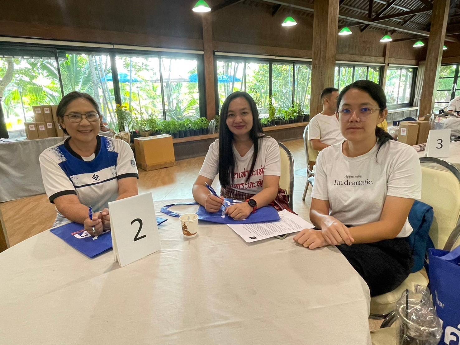 สานสัมพันธ์น้องพี่สมาชิก สอ.พช. !! พช. ฉะเชิงเทรา ดำเนินโครงการส่งเสริมความสัมพันธ์ สอ.พช. ประจำปี 2567 และร่วมมุทิตาจิตแก่ข้าราชการเกษียณ