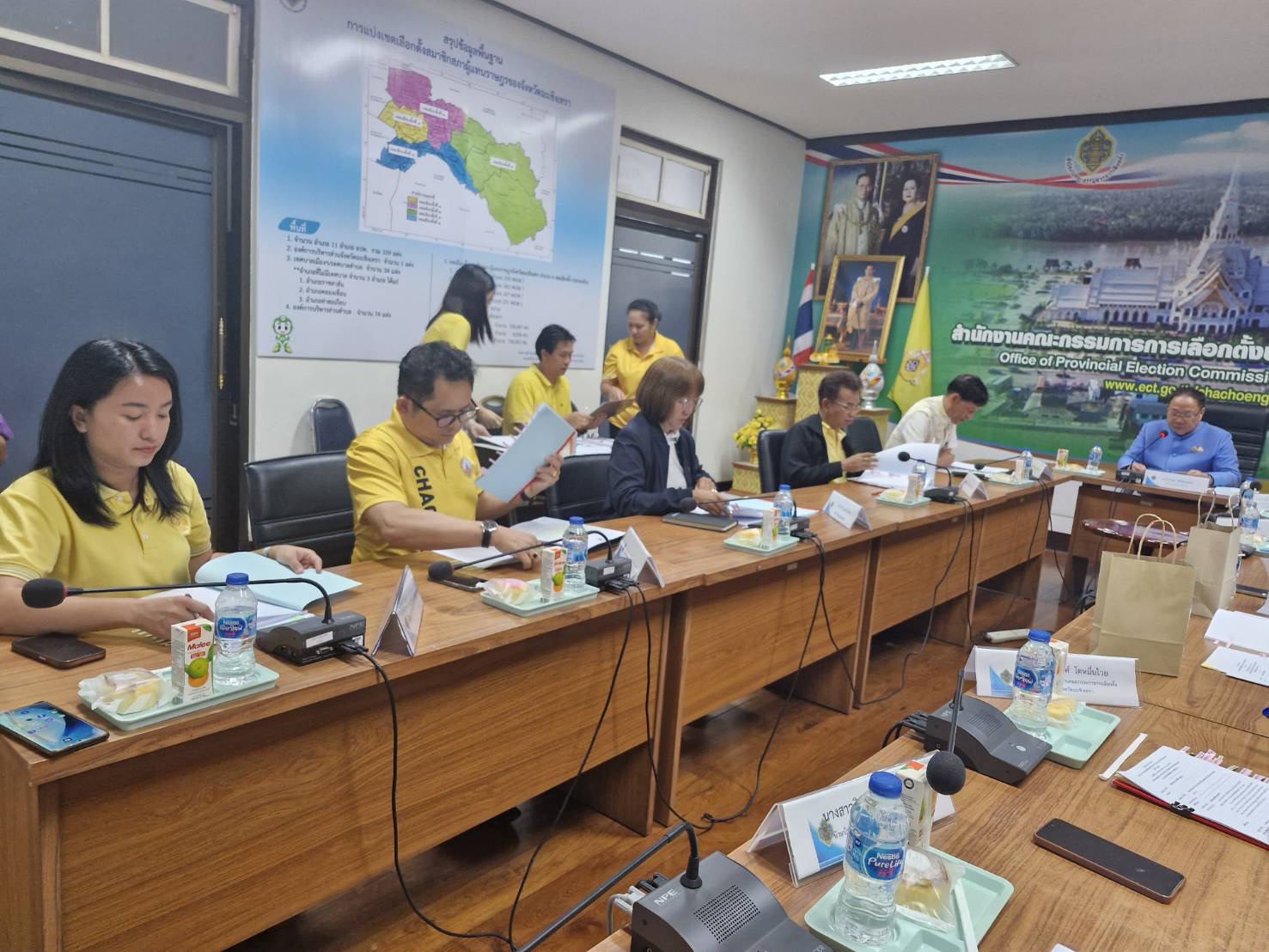 พช.ฉะเชิงเทรา ร่วมประชุมคณะกรรมการแบ่งเขตเลือกตั้ง ส.อบจ. ฉะเชิงเทรา