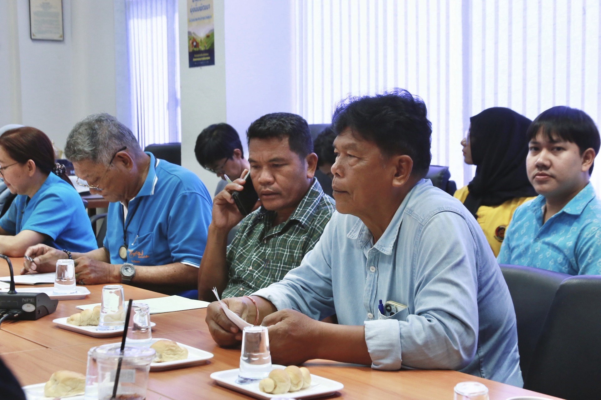 “พช.แปดริ้ว ประชุมคณะกรรมการกองทุนแม่ของแผ่นดิน เตรียมความพร้อมพิธีมอบเงินพระราชทานขวัญถุงกองทุนแม่ของแผ่นดิน สร้างความร่วมมือเพื่อความเข้มแข็งของชุมชน”