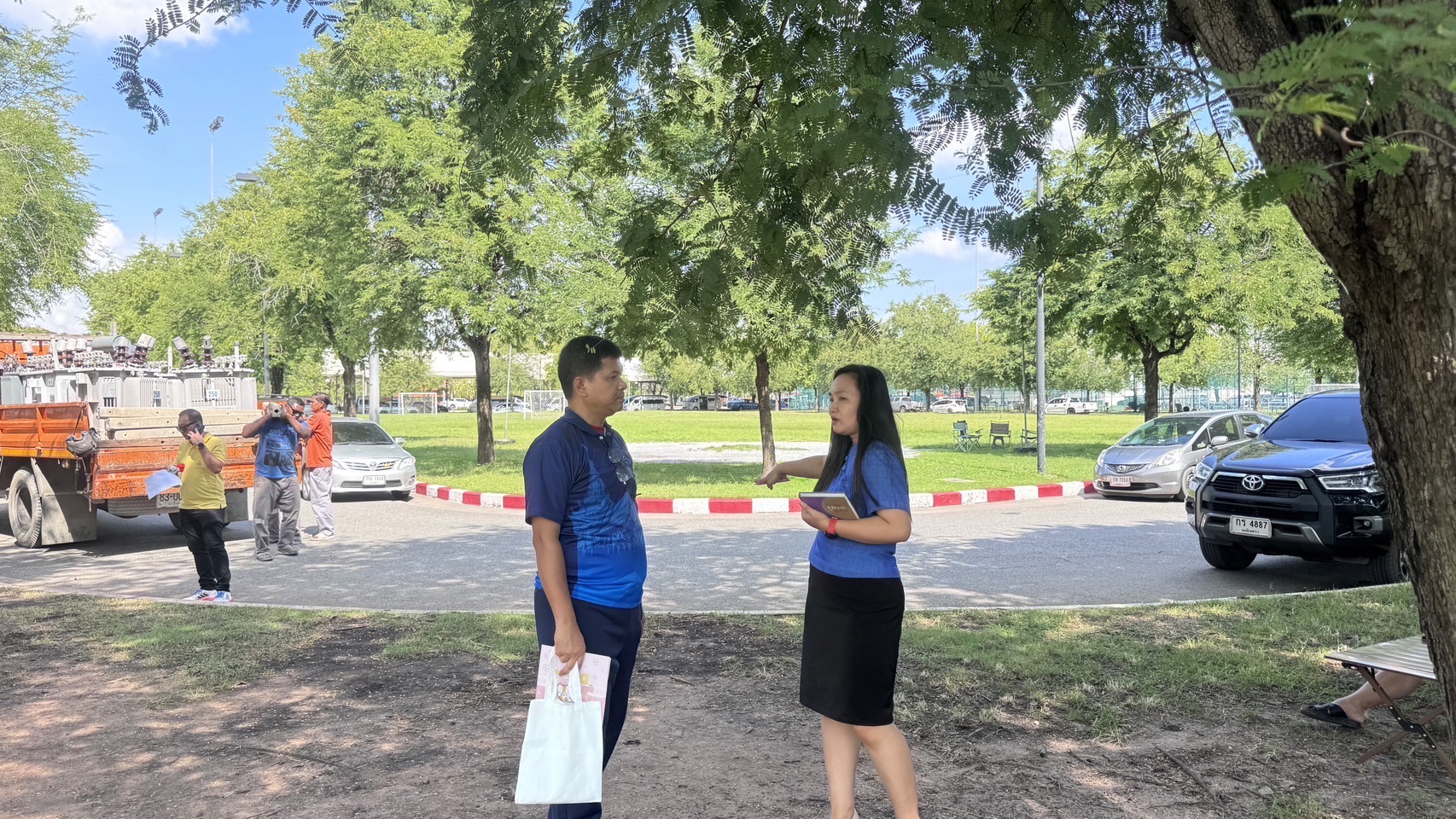 “พช.แปดริ้วเตรียมความพร้อมพื้นที่จำหน่ายผลิตภัณฑ์ OTOP ภายในงานนมัสการหลวงพ่อโสธรและงานประจำปีจังหวัดฉะเชิงเทรา พ.ศ.2567”