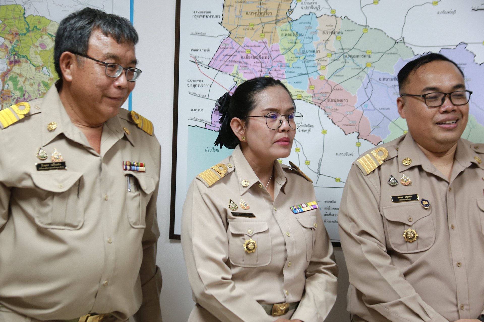 พช.แปดริ้ว มอบภารกิจ รับการรายงานตัวจากพัฒนาการอำเภอ และนักวิชาการชำนาญการพิเศษหน้าใหม่ เก๋าประสบการณ์ !!