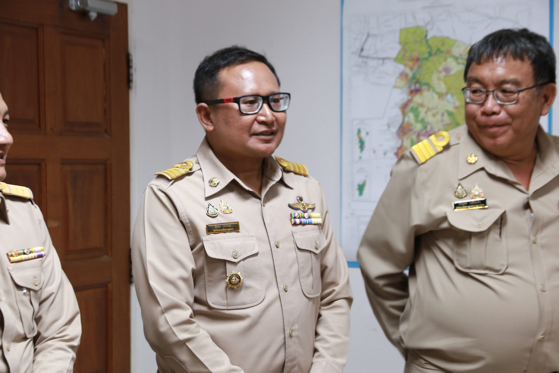 พช.แปดริ้ว มอบภารกิจ รับการรายงานตัวจากพัฒนาการอำเภอ และนักวิชาการชำนาญการพิเศษหน้าใหม่ เก๋าประสบการณ์ !!