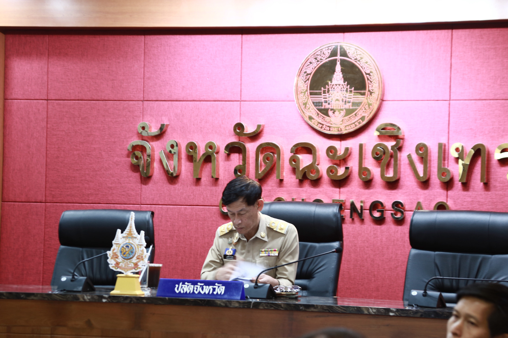 พช.ฉะเชิงเทรา ร่วมรับมอบนโยบาย รมต.มหาดไทย มุ่งขับเคลื่อน 5 นโยบายหลัก สร้างคุณภาพชีวิต 3 ด้าน “ความมั่นคงปลอดภัย – เศรษฐกิจ – สะดวกสบาย” พร้อมเน้นย้ำการขับเคลื่อนงาน ปี 2568