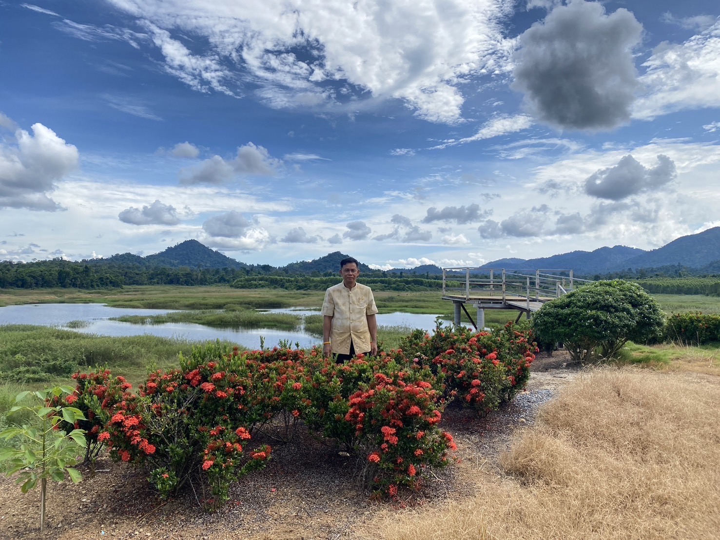 พช.ฉะเชิงเทรา ร่วมถ่ายทำวิดิทัศน์ “ เชิดชูหมู่บ้านต้นแบบ ‘สืบสาน รักษา ต่อยอด’ น้อมนำแนวพระราชดำริสู่ความสำเร็จยั่งยืน”