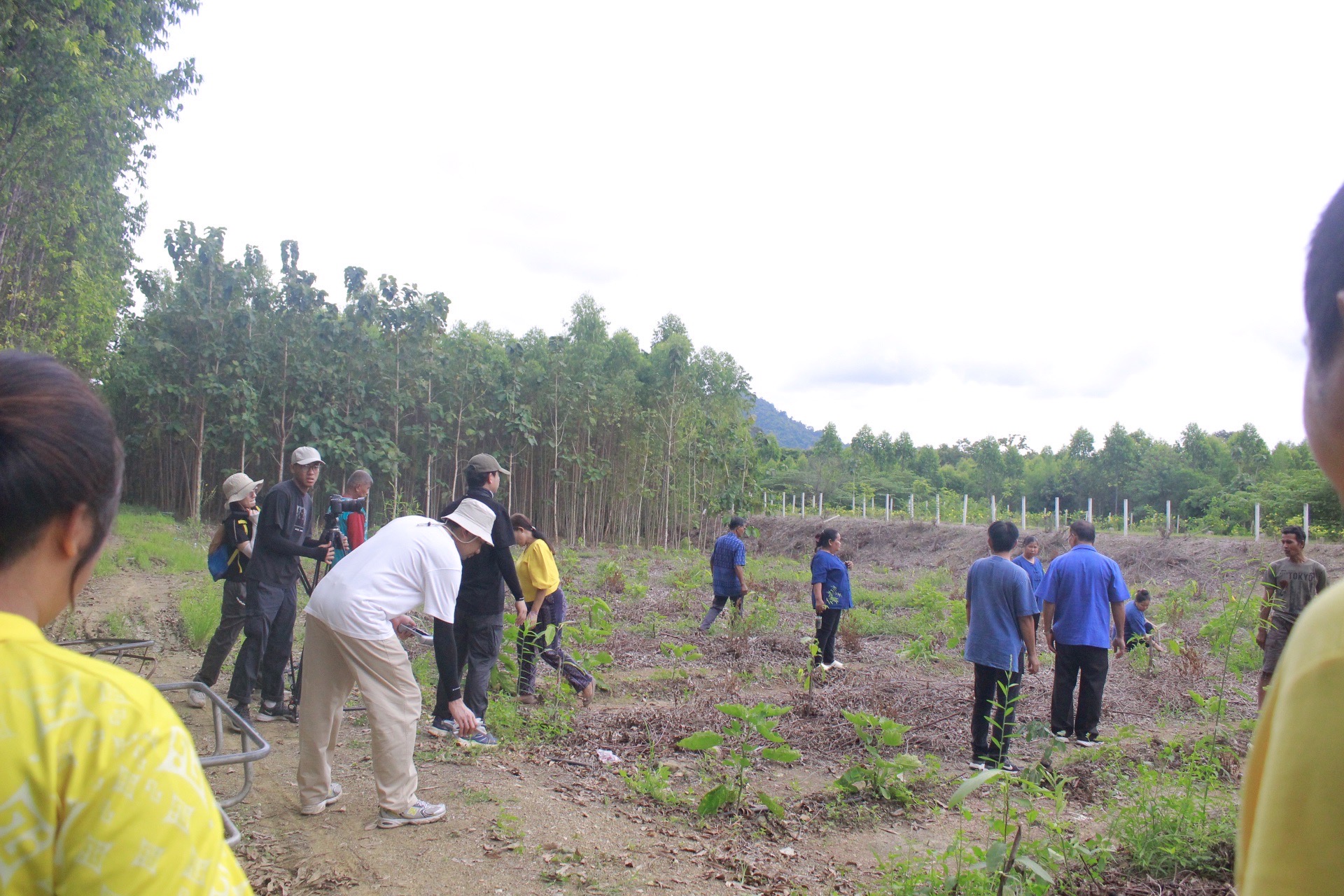 พช.ฉะเชิงเทรา ร่วมถ่ายทำวิดิทัศน์ “ เชิดชูหมู่บ้านต้นแบบ ‘สืบสาน รักษา ต่อยอด’ น้อมนำแนวพระราชดำริสู่ความสำเร็จยั่งยืน”