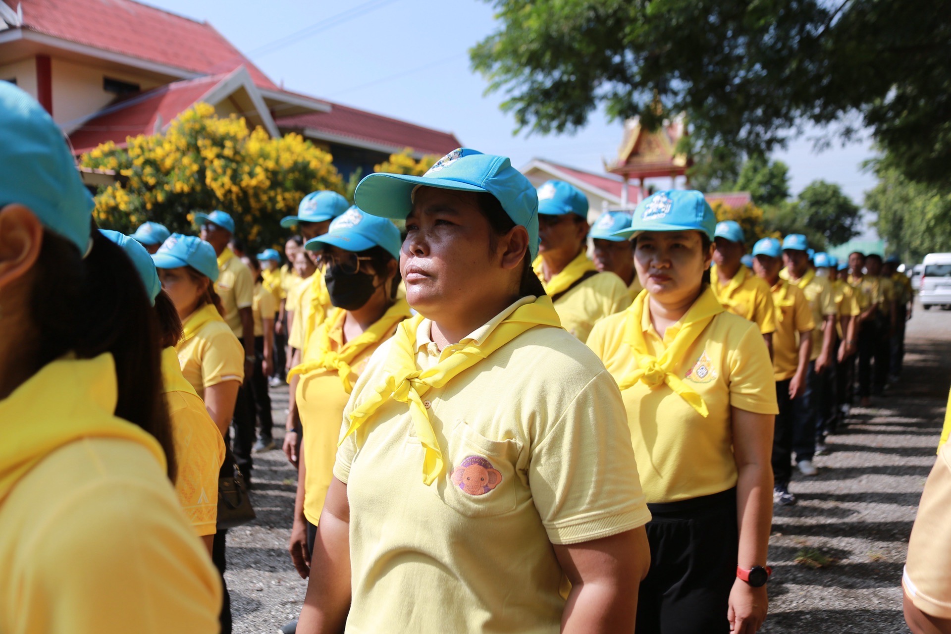 เราทำความดีด้วยหัวใจ ! พช.ฉะเชิงเทรา ร่วมจิตอาสา รวมพลังทำความสะอาดวัดหนองปลาตะเพียน เฉลิมพระเกียรติในหลวง ร.9 วันนวมินทรมหาราช