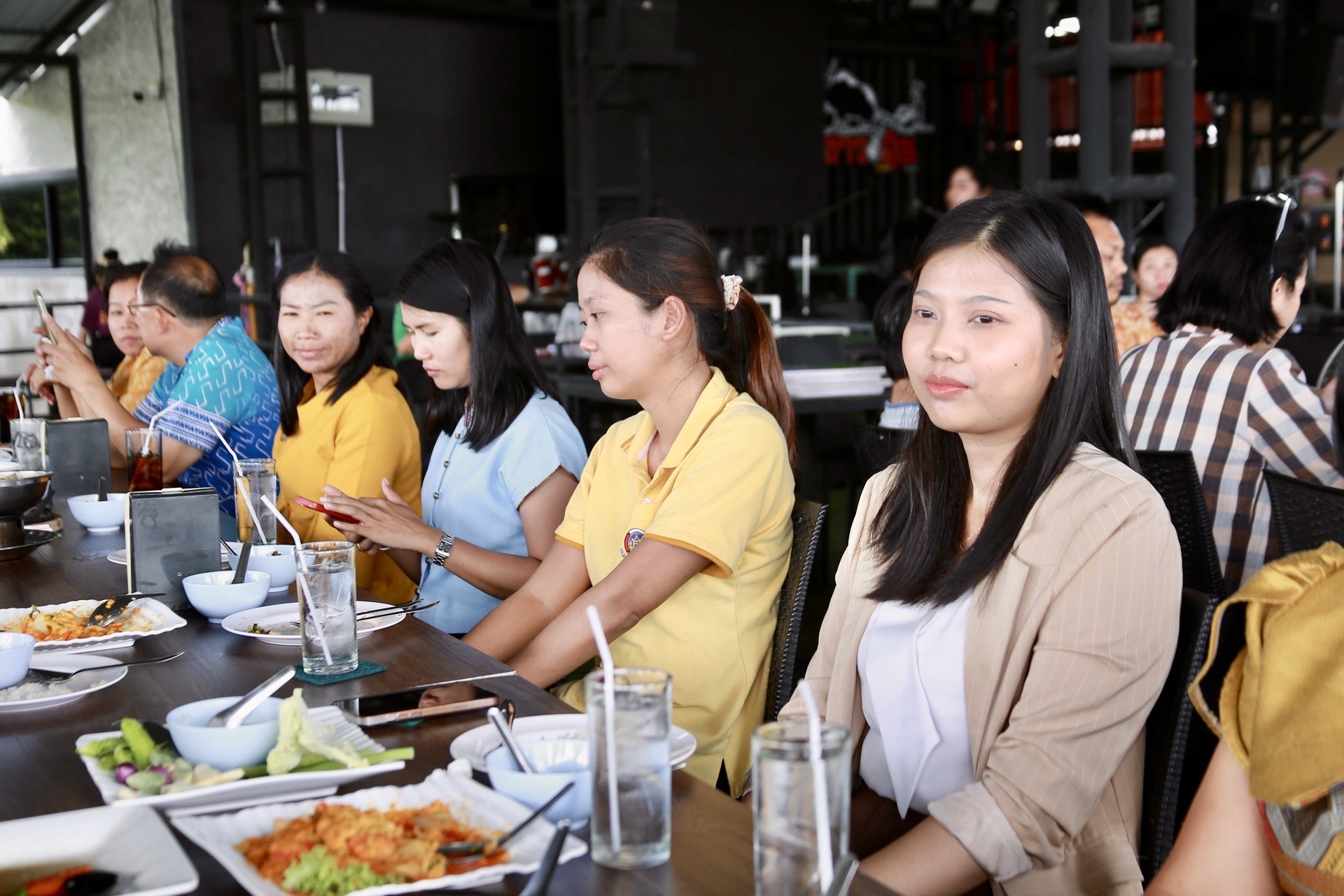 พช.ฉะเชิงเทรา ร่วมยินดี เลี้ยงส่งพัฒนาการอำเภอแปลงยาวและราชสาส์น โอกาสรับตำแหน่งใหม่