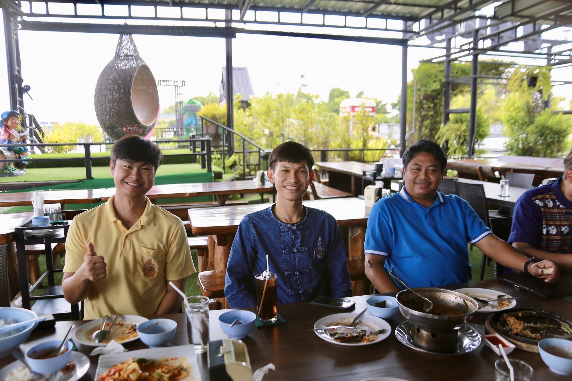 พช.ฉะเชิงเทรา ร่วมยินดี เลี้ยงส่งพัฒนาการอำเภอแปลงยาวและราชสาส์น โอกาสรับตำแหน่งใหม่