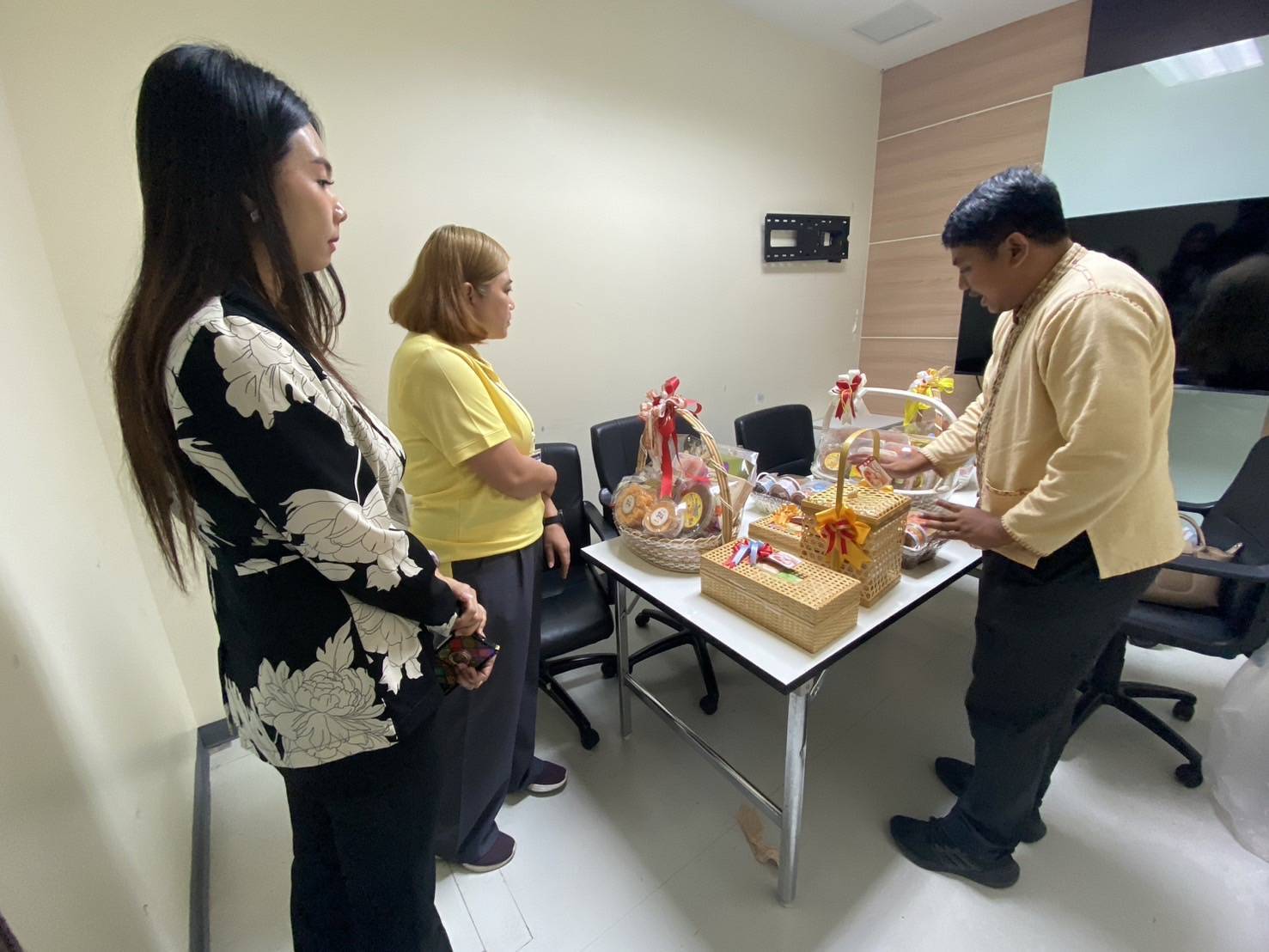 🎁พช.ฉะเชิงเทรา เปิดมิติใหม่ Otop ฉะเชิงเทรา ข้าวทิพย์มงคล ของฝากแทนใจจากชุมชน สู่ไทยนิปปอน สตีล