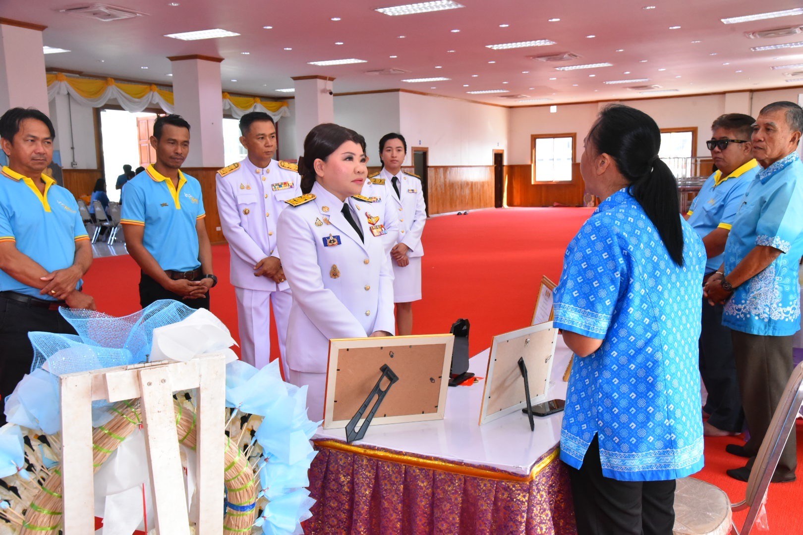 พช.แปดริ้ว จัดพิธีมอบเงินพระราชทานขวัญถุงกองทุนแม่ของแผ่นดิน ประจำปี ๒๕๖๗