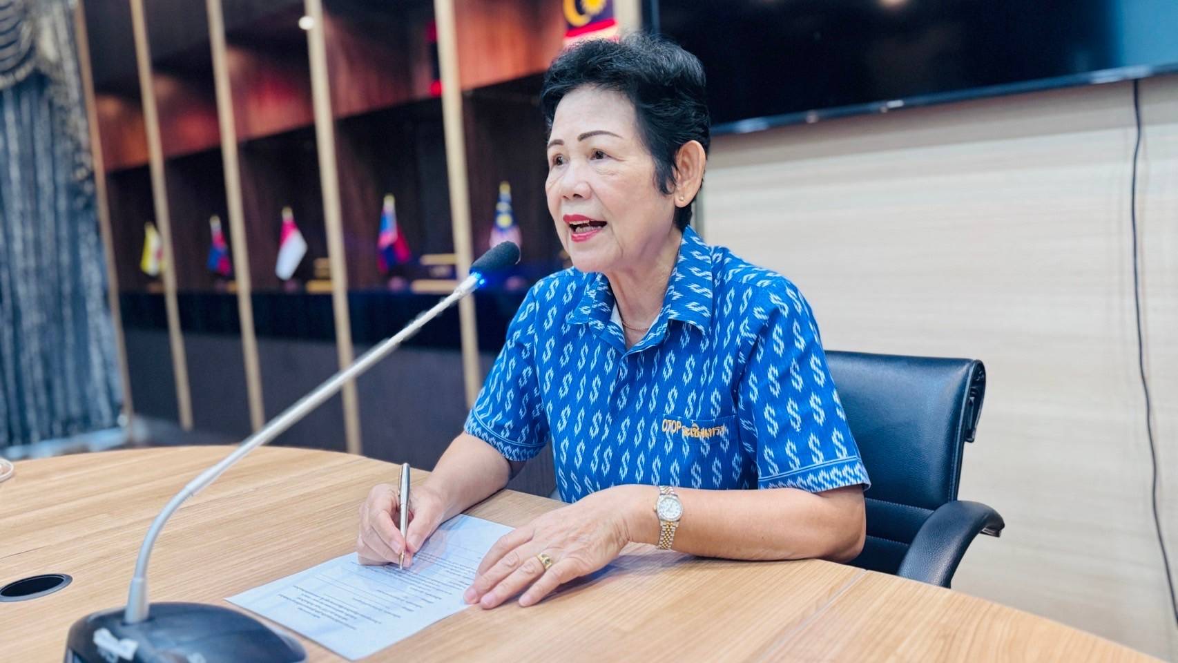 พช.ฉะเชิงเทรา จัดประชุมขับเคลื่อนการส่งเสริมผลิตภัณฑ์ OTOP