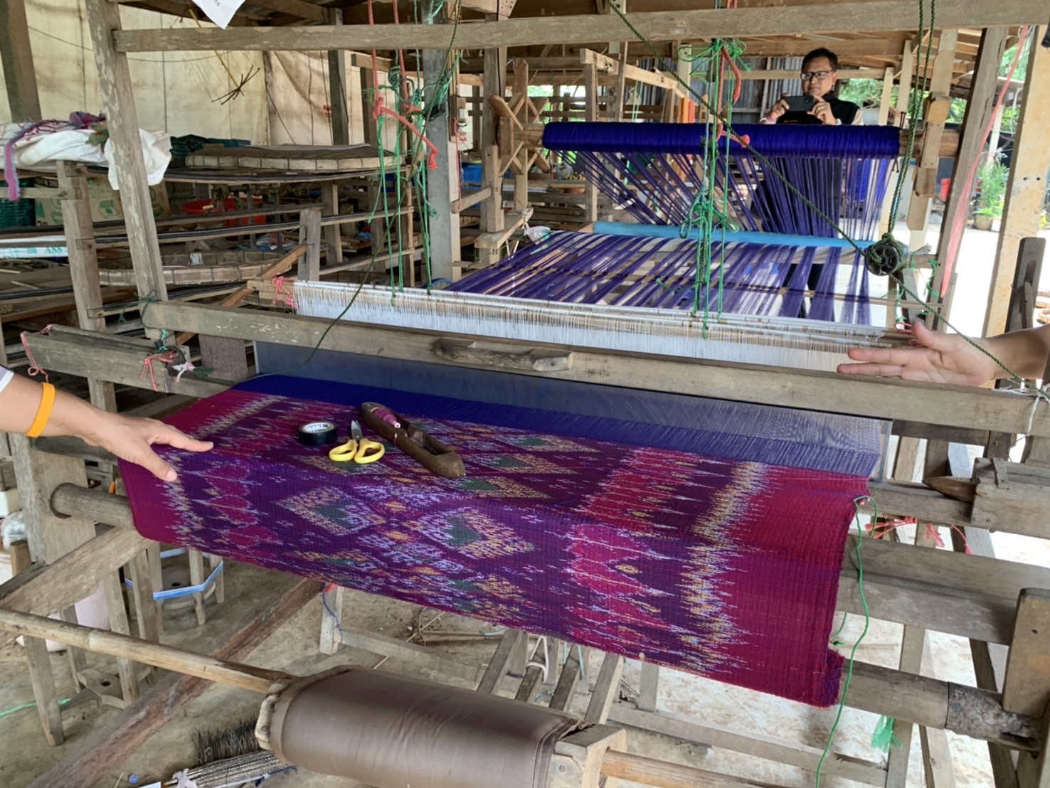 “พช.แปดริ้วขับเคลื่อนโครงการ ผ้าไทยใส่ให้สนุก”