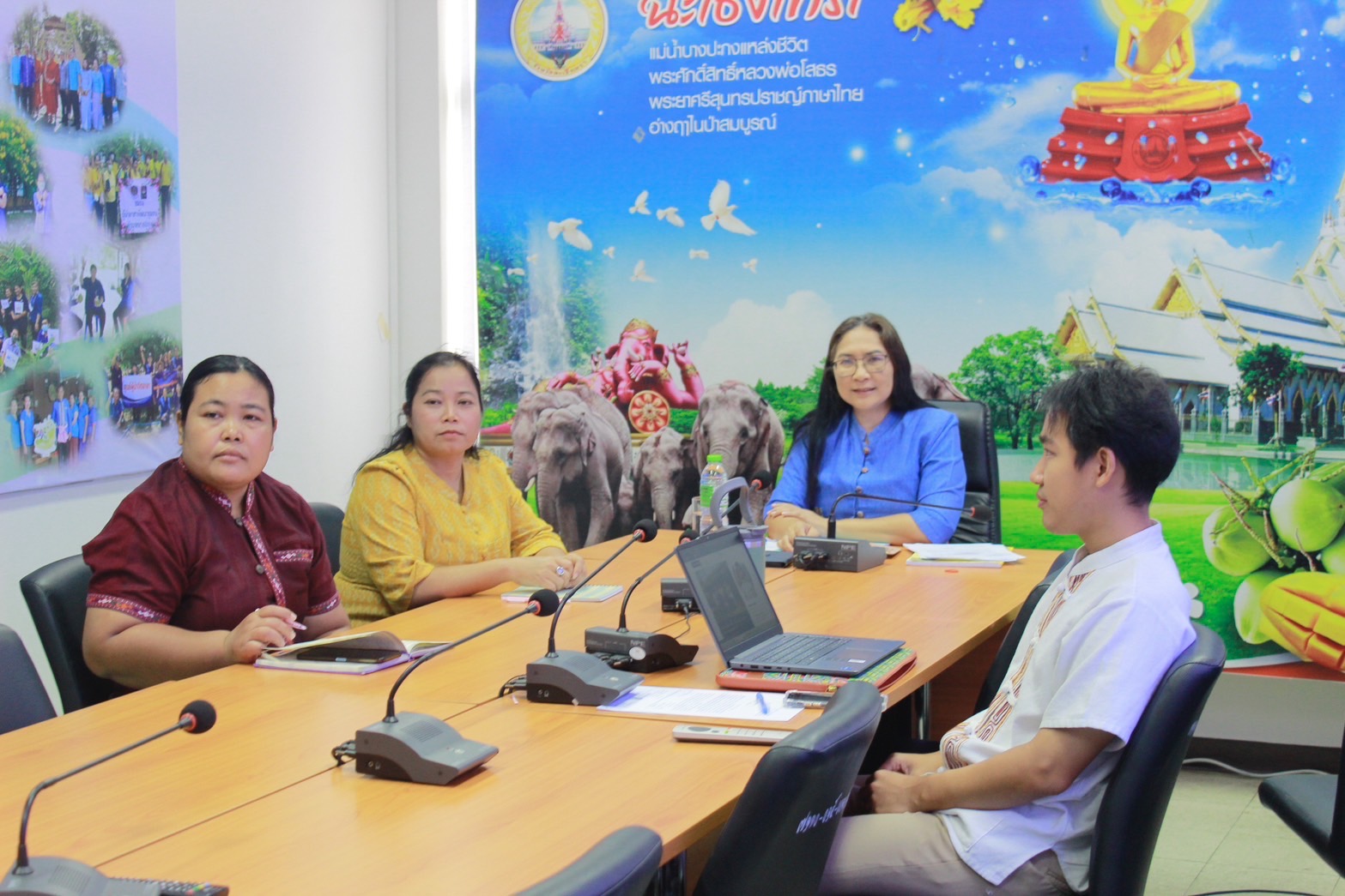 “เสริมทักษะการสื่อสารสองทาง เพิ่มศักยภาพการประชุมทางไกลให้เต็มประสิทธิภาพ” พช.แปดริ้ว ฝึกอบรมความรู้พื้นฐานและการใช้งานระบบประชุมทางไกลผ่านอินเทอร์เน็ต