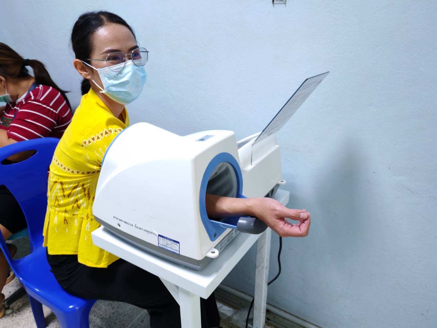 พช. ฉะเชิงเทรา ปูพรมตรวจสุขภาพบุคลากรเพื่อส่งเสริมสุขภาพร่างกายที่แข็งแรง และเตรียมความพร้อมในปฏิบัติงานในปีงบประมาณ พ.ศ. 2568