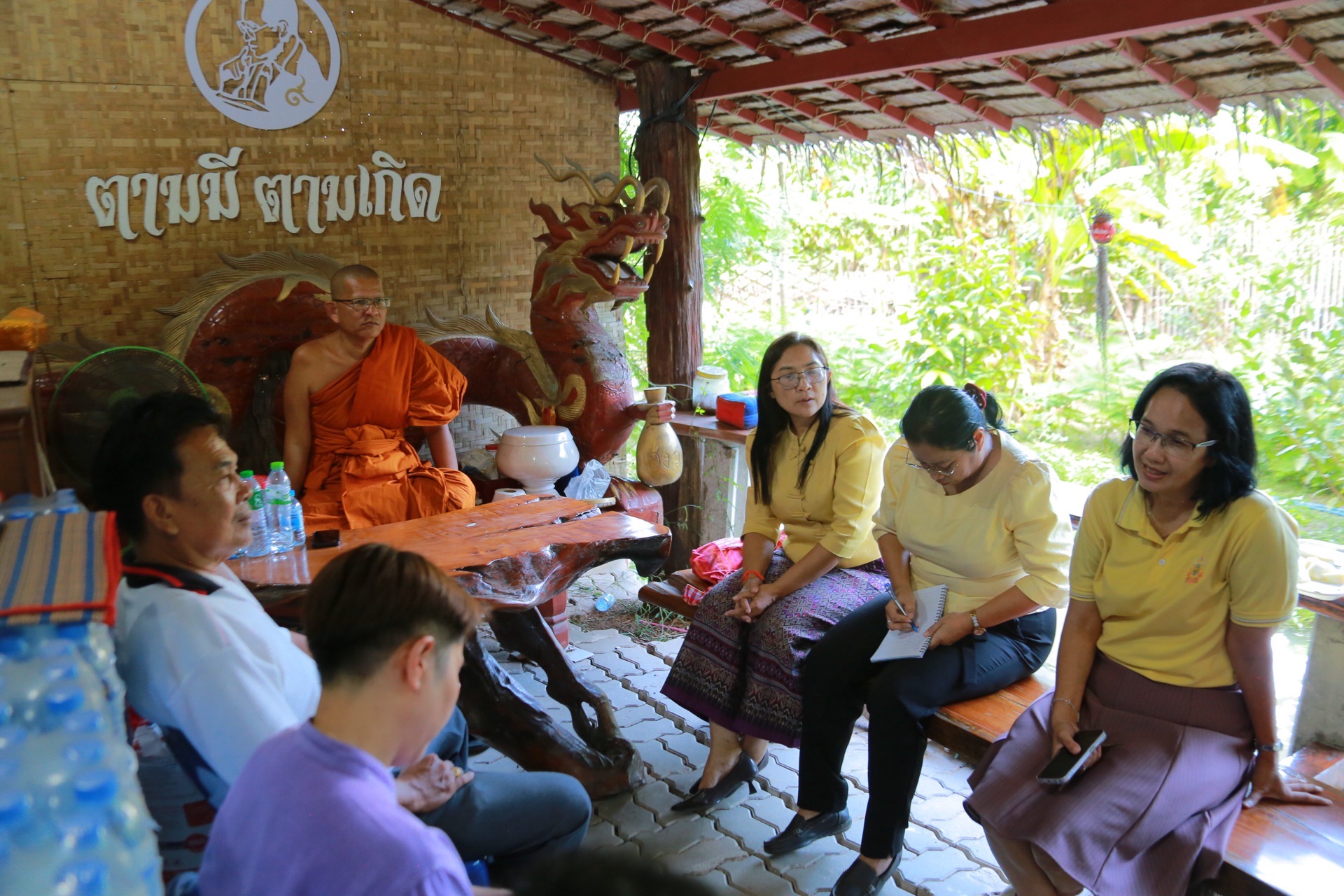 “พช.แปดริ้ว เตรียมงานวันดินโลก 2567” ในธีมงาน “นุ่งผ้าไทยหิ้วปิ่นโตร่วมงานวันดินโลก”