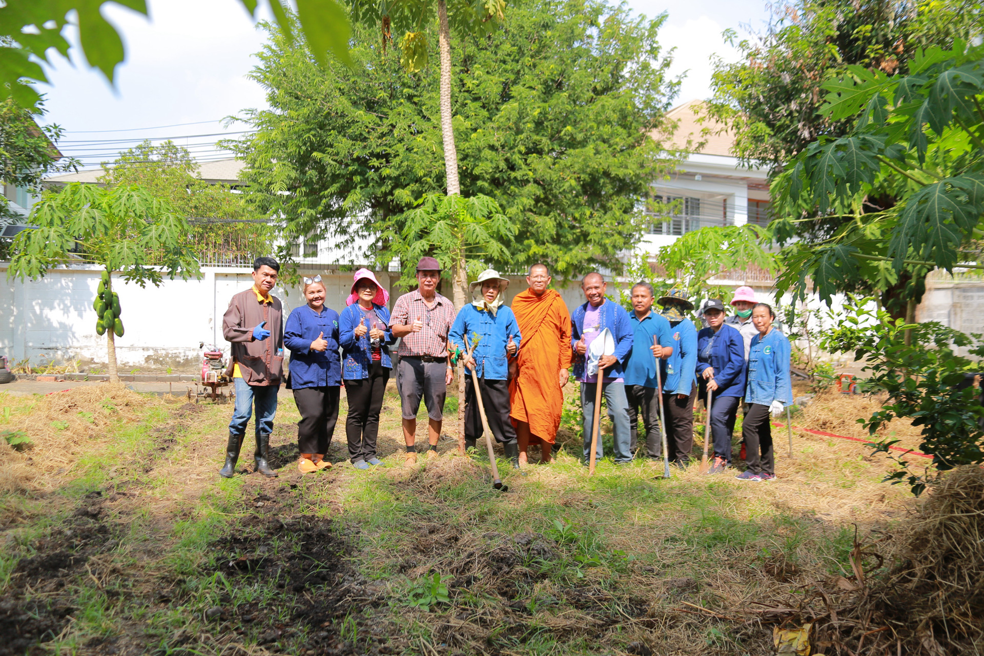 “รวมพลังชุมชน บ้านพอเพียง Model 30 ตารางวา พื้นที่เล็ก สร้างความยิ่งใหญ่ในครัวเรือน สู่ความเข้มแข็งของชุมชน!“