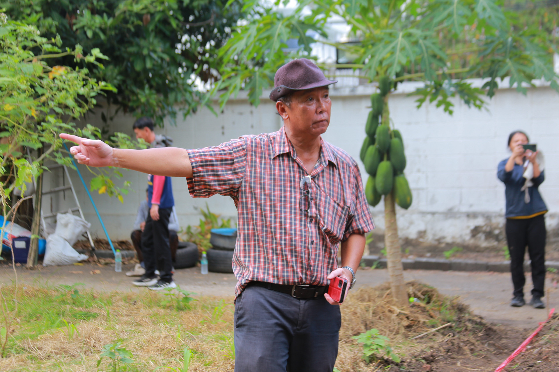“รวมพลังชุมชน บ้านพอเพียง Model 30 ตารางวา พื้นที่เล็ก สร้างความยิ่งใหญ่ในครัวเรือน สู่ความเข้มแข็งของชุมชน!“