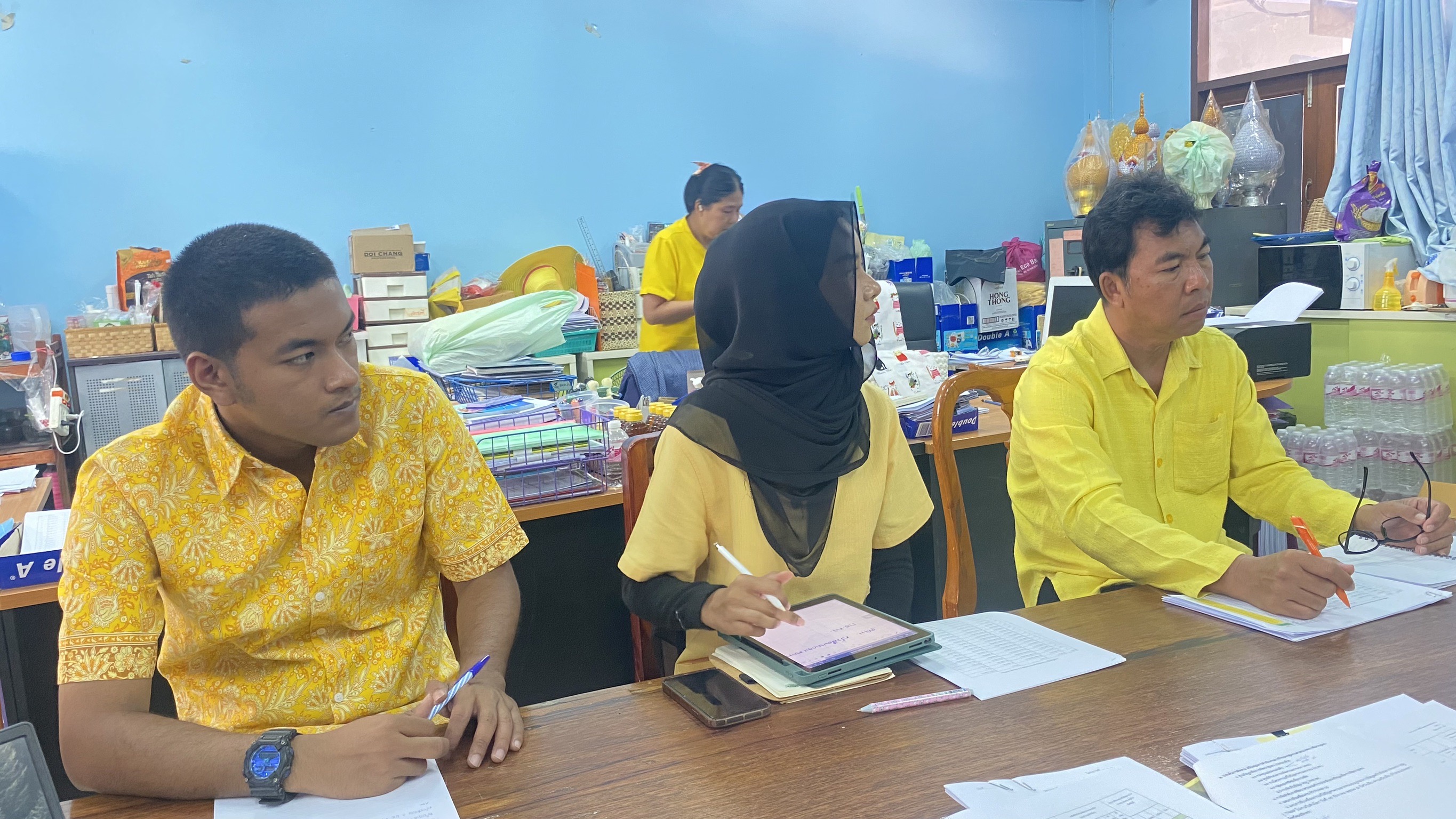 “ฐานข้อมูลเพื่อการพัฒนาชุมชน: สู่การแก้ไขปัญหาความยากจนอย่างยั่งยืน” พช.แปดริ้ว เดินสายสนับสนุน วางแผนการดำเนินงาน ปี 2568 ณ อำเภอท่าตะเกียบและ อำเภอสนามชัยเขต