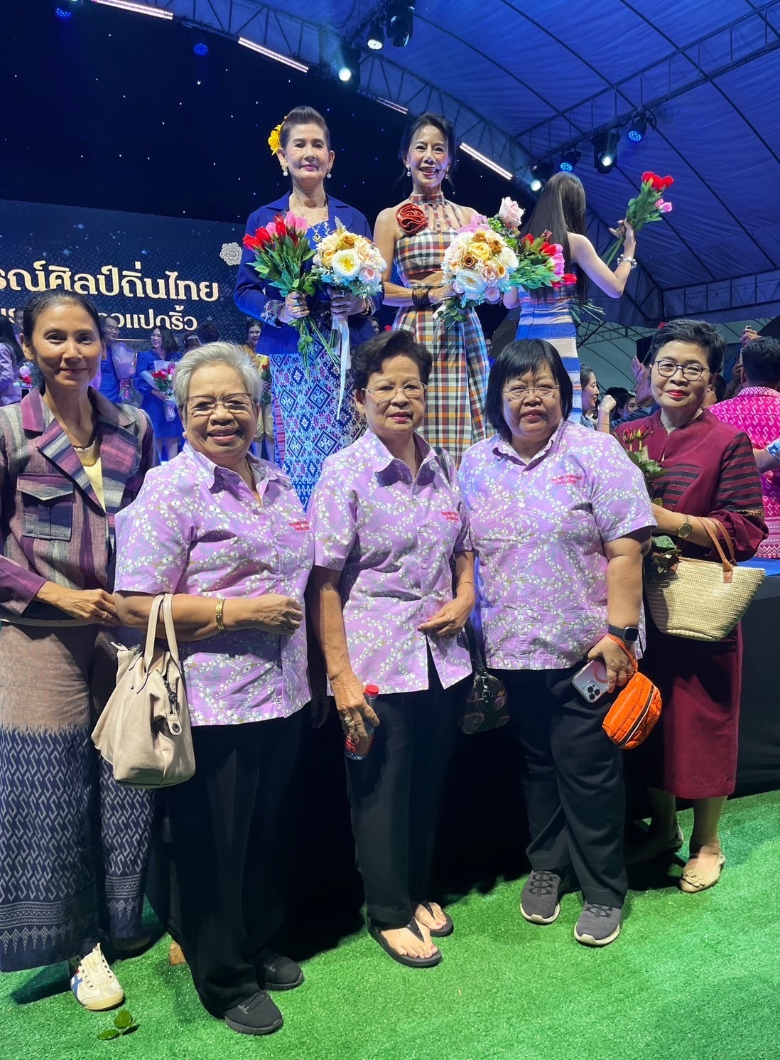 “ผ้าไทยใส่ให้สนุก” สืบสานคุณค่าแห่งผืนผ้าไทยในงานเดินแบบการกุศล