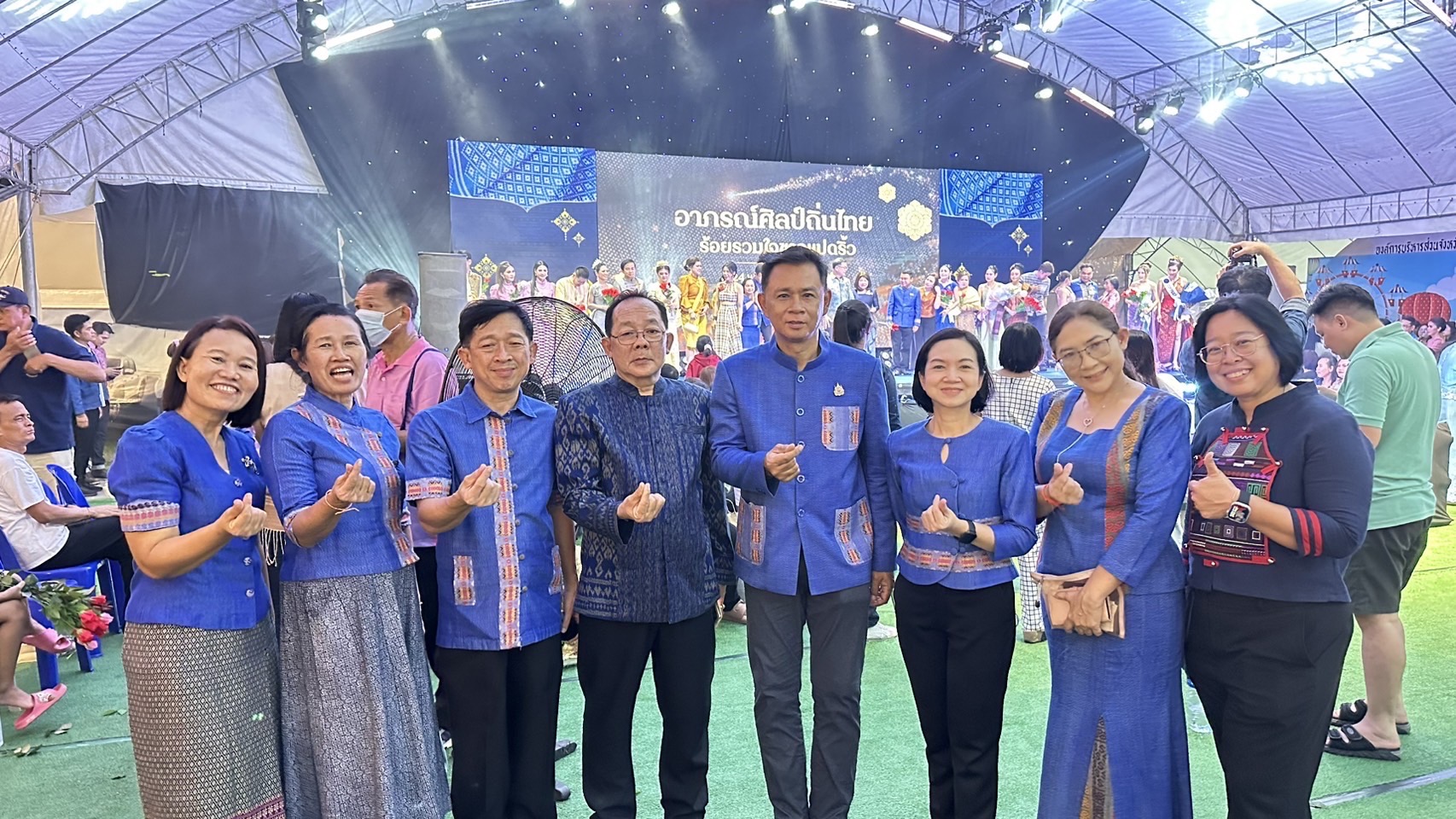 “ผ้าไทยใส่ให้สนุก” สืบสานคุณค่าแห่งผืนผ้าไทยในงานเดินแบบการกุศล