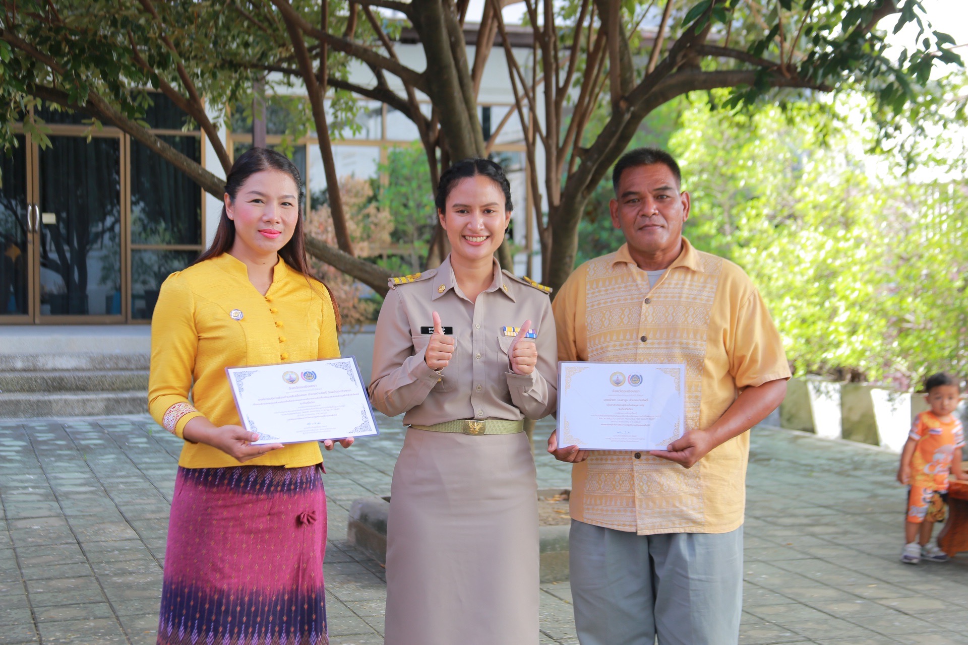 “พัฒนาการจังหวัดฉะเชิงเทรา ร่วมประชุมคณะกรมการจังหวัดและหัวหน้าส่วนราชการ พร้อมนำเสนอผลสำเร็จโครงการเชิดชูเกียรติการจัดเก็บข้อมูล จปฐ.”