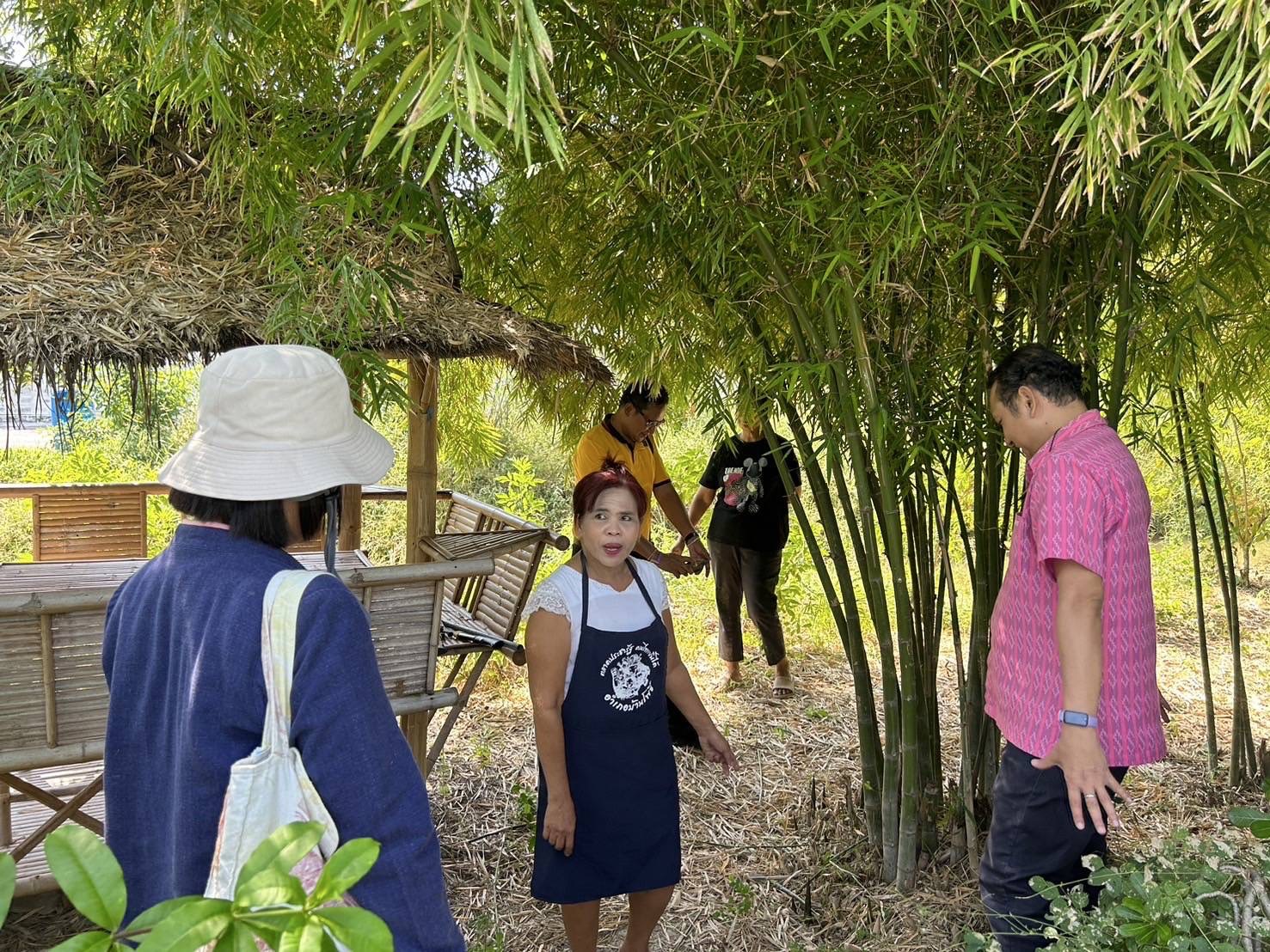 พช.ฉะเชิงเทรา ติดตามผลการดำเนินงานโครงการส่งเสริมและสนับสนุนกิจกรรมอนุรักษ์พันธุกรรมพืช ตามโครงการอนุรักษ์พันธุกรรมพืชอันเนื่องมาจากพระราชดำริ สมเด็จพระเทพรัตนราชสุดาฯ สยามบรมราชกุมารี (อพ.สธ.)