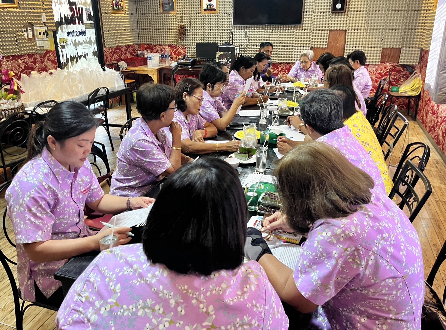 พช.ฉะเชิงเทรา ร่วมประชุมคณะกรรมการพัฒนาสตรีจังหวัดฉะเชิงเทรา (กพสจ.) ครั้งที่ 8/2567