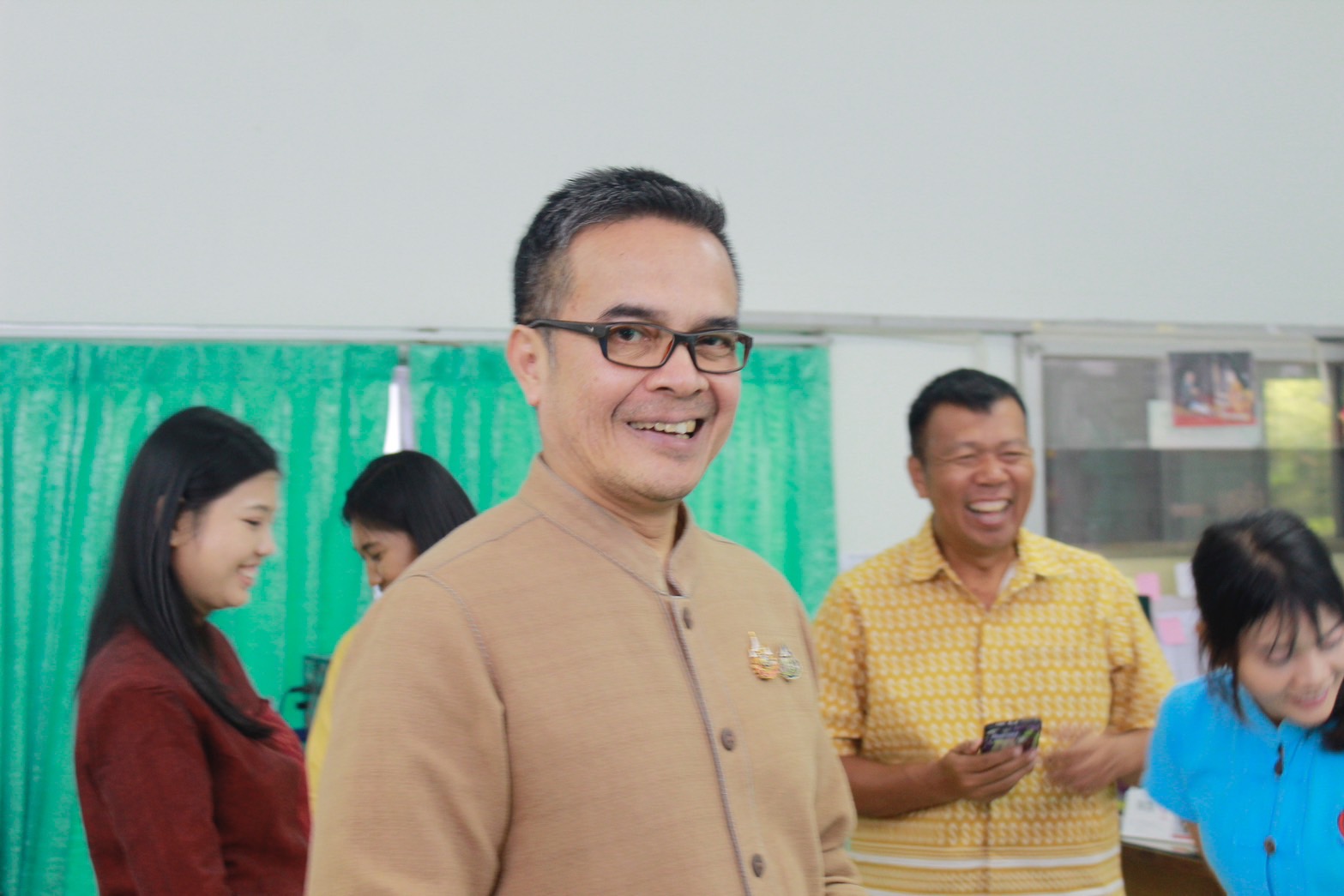 🐬นายกิติพล เวชกุล ผู้ตรวจราชการกรม ปฏิบัติหน้าที่ ผอ.ศพช. ชลบุรี ลงพื้นที่ตรวจราชการการขับคลื่อนงานสำนักงานพัฒนาชุมชนอำเภอบางปะกง จังหวัดฉะเชิงเทรา