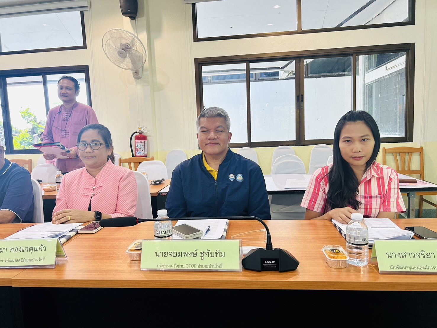 เริ่มแล้ว ผนึกกำลัง 7 ภาคี ขับเคลื่อนตำบลเข้มแข็ง ตามหลักปรัชญาของเศรษฐกิจ !! พช. ฉะเชิงเทรา ร่วมกิจกรรมการประกาศวาระ “ตำบลเข้มแข็ง ตามหลักปรัชญาของเศรษฐกิจพอเพียง” และบันทึกข้อตกลงความร่วมมือการขับเคลื่อนวาระ “ตำบลเข้มแข็ง ตามหลักปรัชญาของเศรษฐกิจพอเพียง”