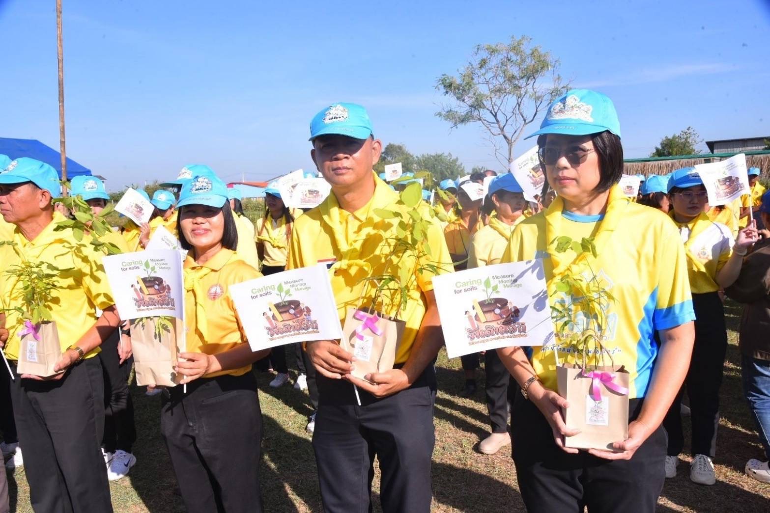 🌱พช.ฉะเชิงเทรา ดำเนินโครงการน้อมรำลึกและเทิดพระเกียรติคุณของพระบาทสมเด็จพระบรมชนกาธิเบศรมหาภูมิพลอดุลยเดชมหาราช บรมนาถบพิตร ในงานวันดินโลก World Soil day ปี ๒๕๖๗