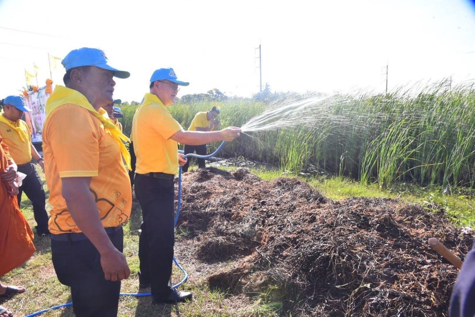 🌱พช.ฉะเชิงเทรา ดำเนินโครงการน้อมรำลึกและเทิดพระเกียรติคุณของพระบาทสมเด็จพระบรมชนกาธิเบศรมหาภูมิพลอดุลยเดชมหาราช บรมนาถบพิตร ในงานวันดินโลก World Soil day ปี ๒๕๖๗