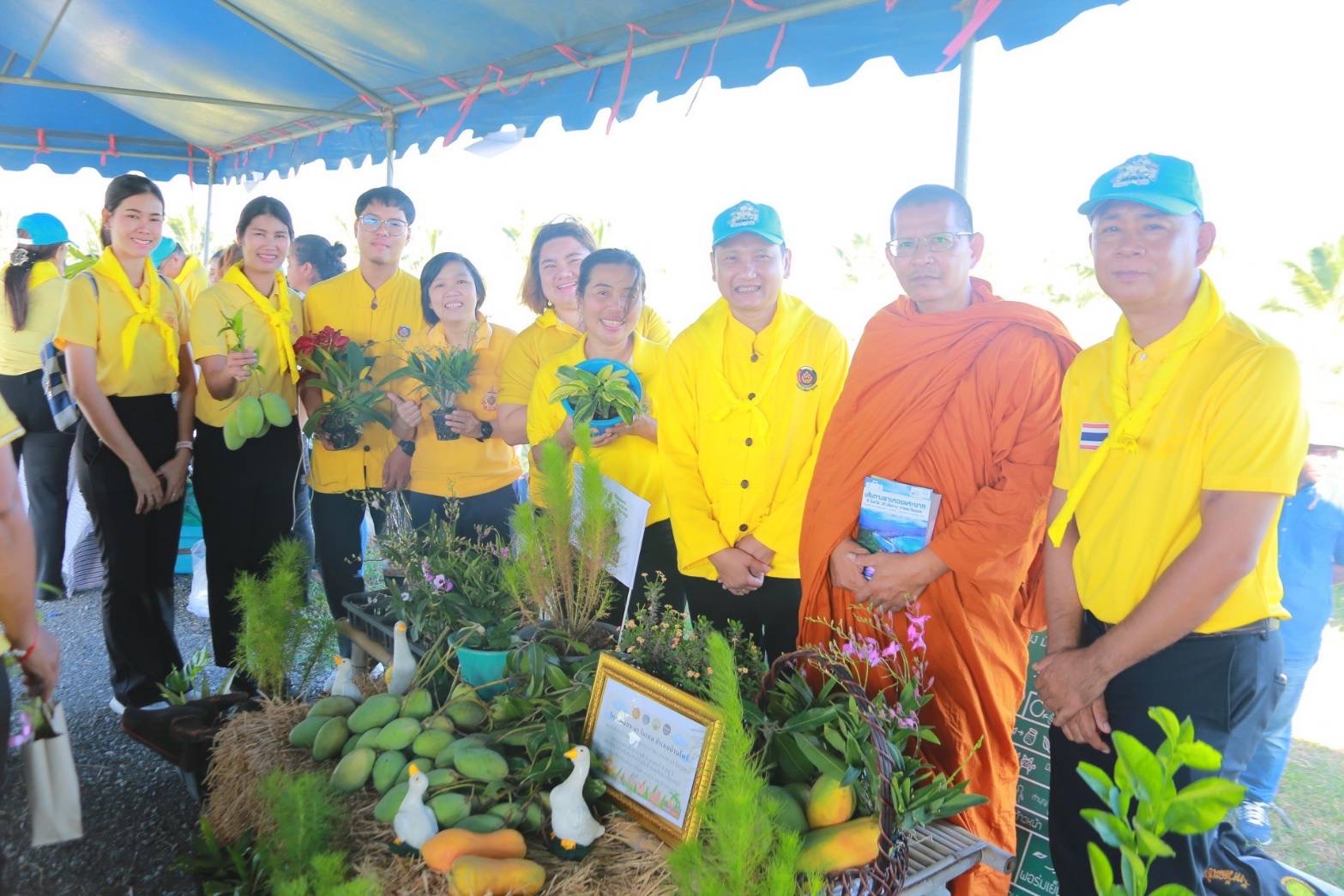 🌱พช.ฉะเชิงเทรา ดำเนินโครงการน้อมรำลึกและเทิดพระเกียรติคุณของพระบาทสมเด็จพระบรมชนกาธิเบศรมหาภูมิพลอดุลยเดชมหาราช บรมนาถบพิตร ในงานวันดินโลก World Soil day ปี ๒๕๖๗