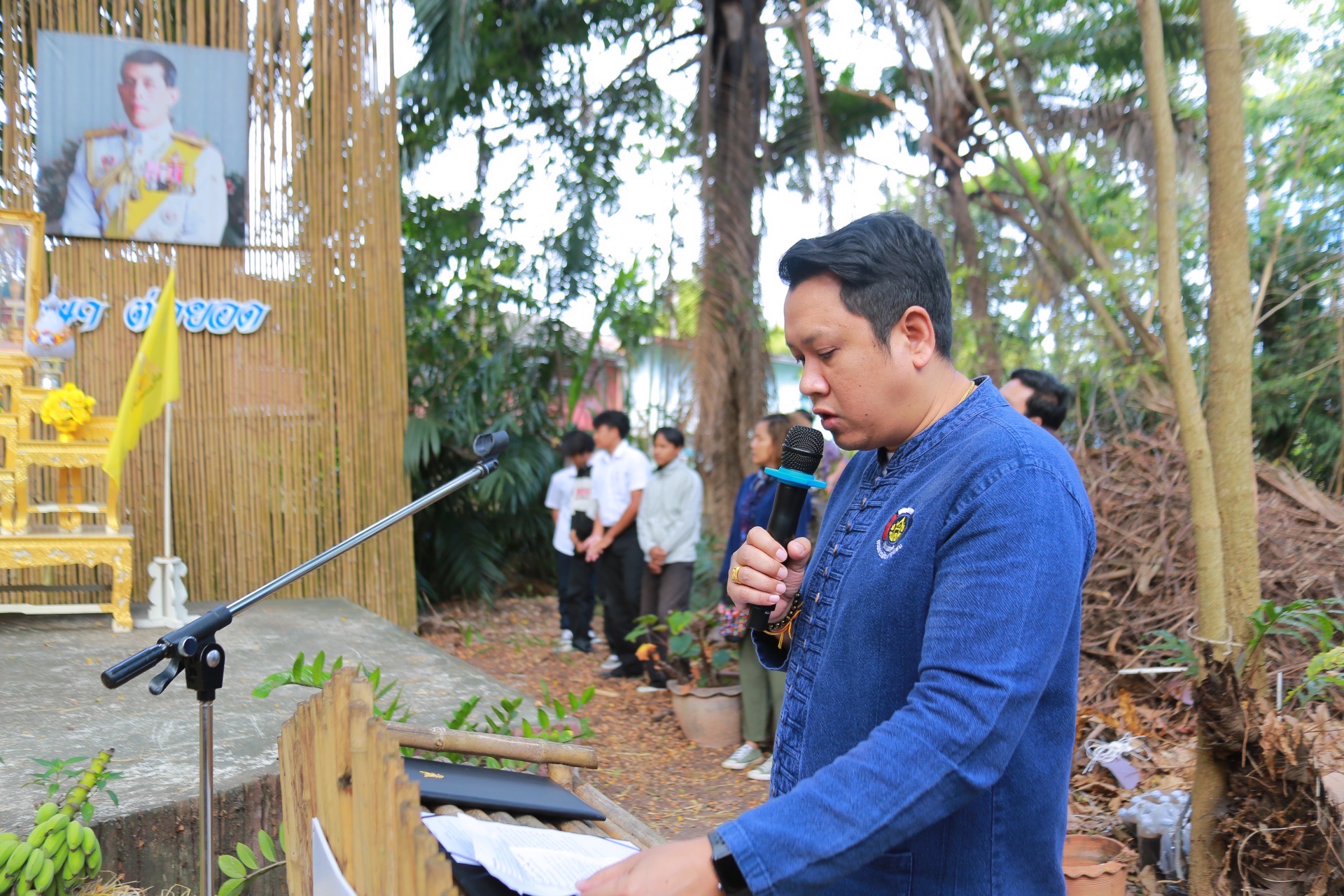 พช.ฉะเชิงเทรา ร่วมกับ วัดวังเย็นและเทศบาลตำบลวังเย็น  ดำเนินโครงการวันดินโลก World soil Day ปี 2567 วัดวังเย็น ภายใต้หัวข้อ “Caring for Soils : measure, monitor, manage” ใส่ใจมาตรฐาน ตรวจวัดจัดการ ดินดียั่งยืน เพื่อน้อมรำลึกถึงพระมหากรุณาธิคุณและถวายสดุดีพระเกียรติคุณพระบาทสมเด็จพระบรมชนกาธิเบศร มหาภูมิพลอดุลยเดชมหาราช บรมนาถบพิตร