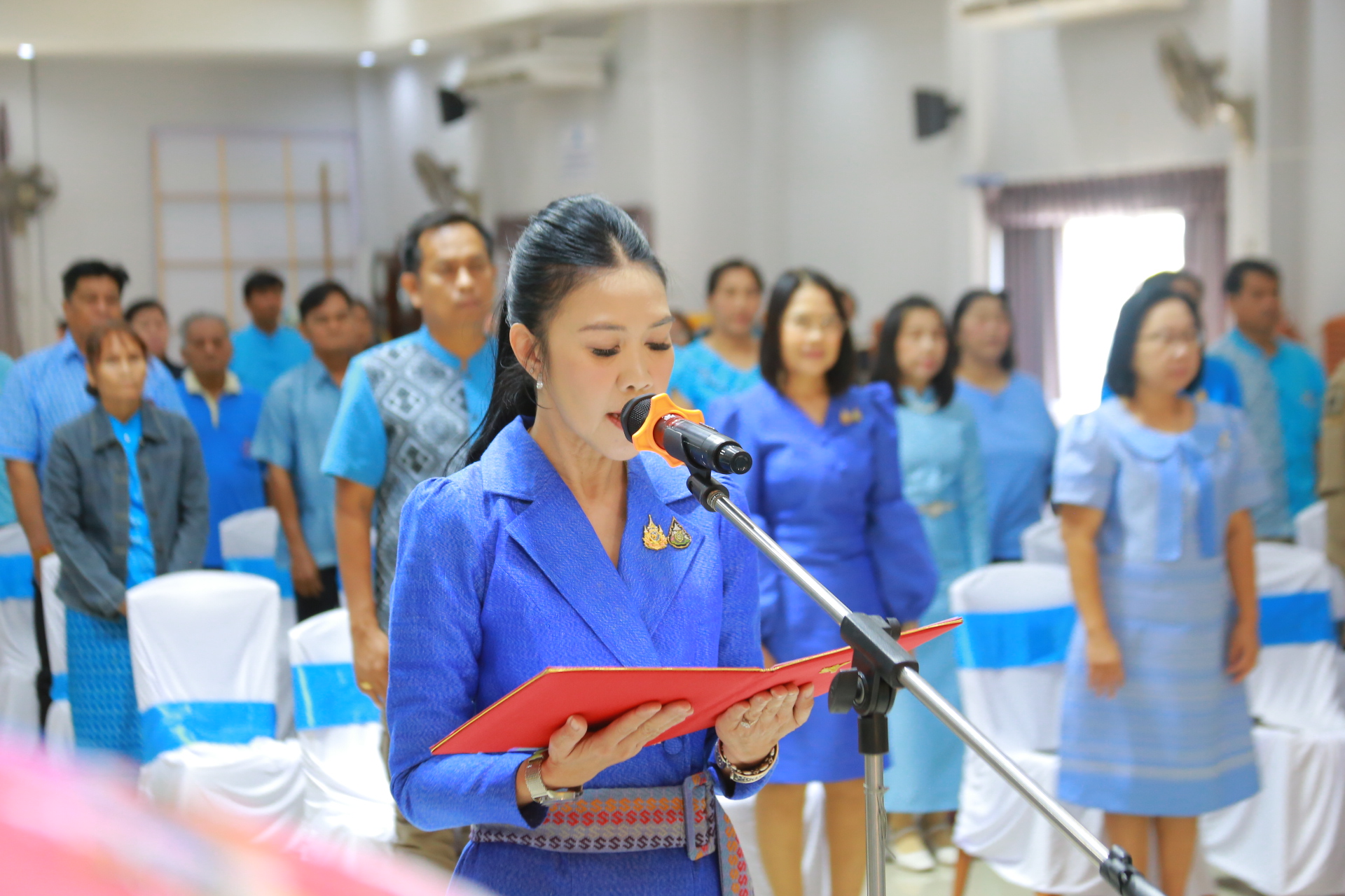 “สานต่อพระราชปณิธาน ผ่านพิธีทอดผ้าป่ากองทุนแม่ของแผ่นดิน อำเภอบางปะกง จังหวัดฉะเชิงเทรา”