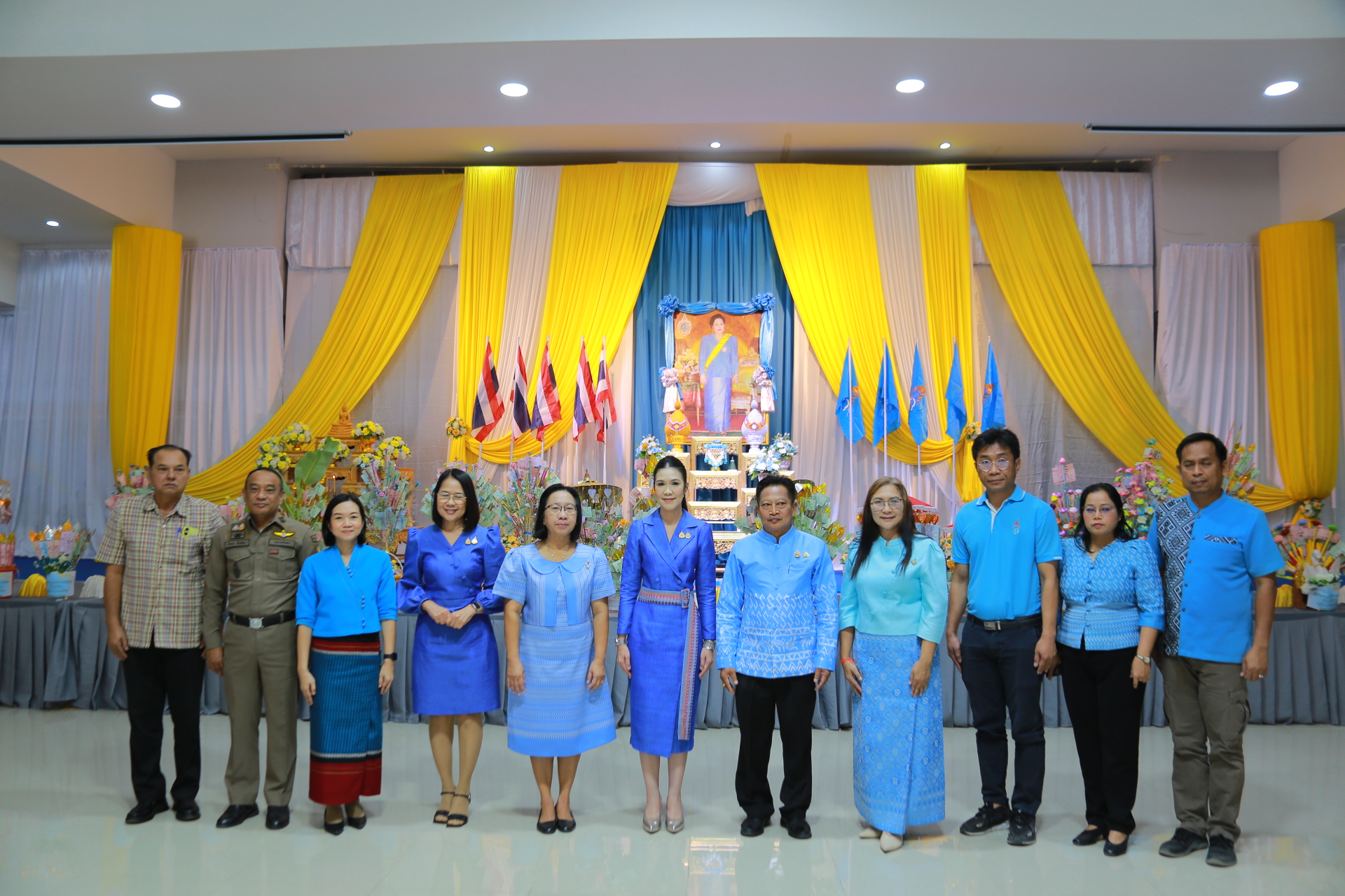 “สานต่อพระราชปณิธาน ผ่านพิธีทอดผ้าป่ากองทุนแม่ของแผ่นดิน อำเภอบางปะกง จังหวัดฉะเชิงเทรา”