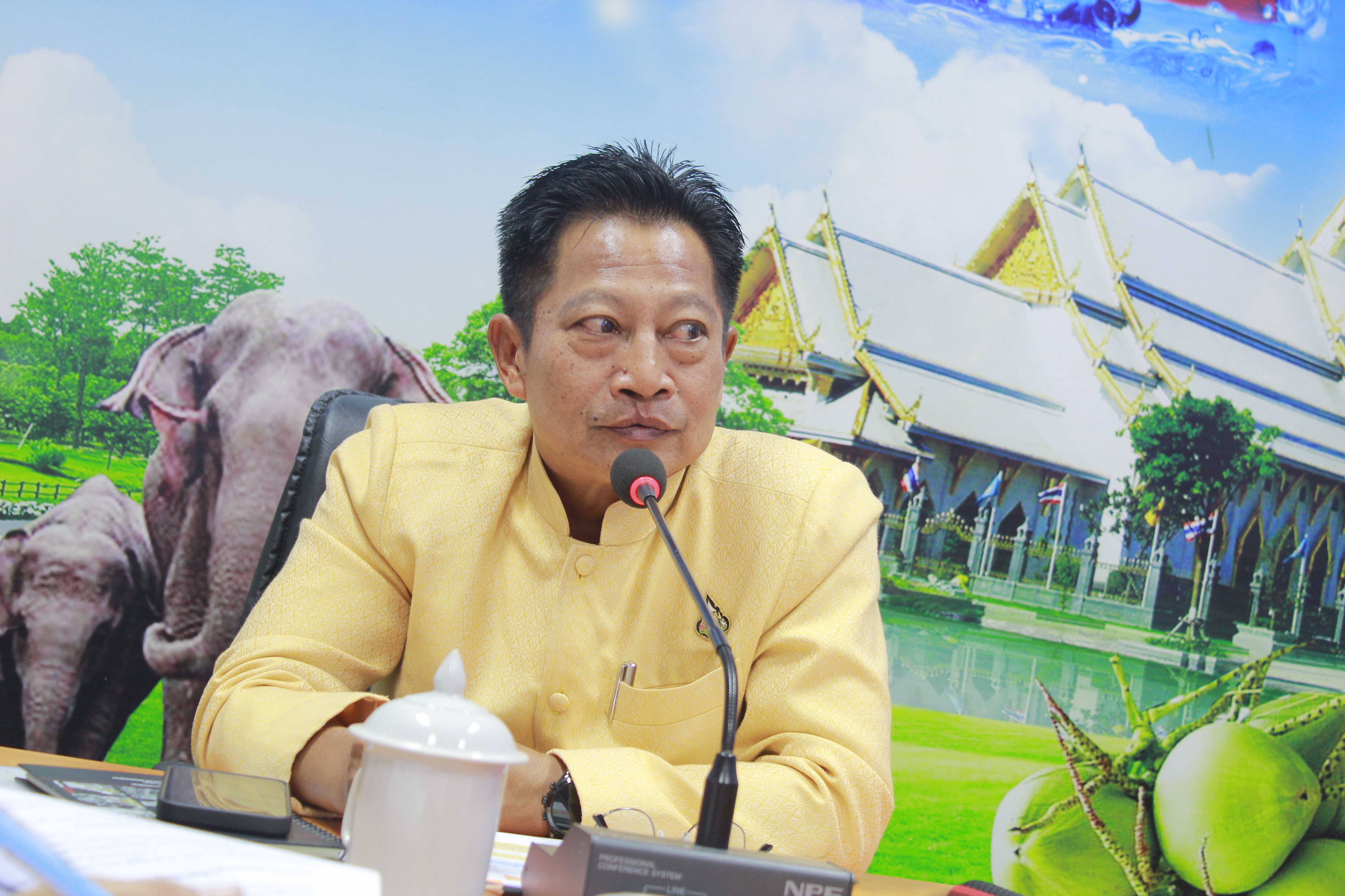 ประชุม Monday Talk ขับเคลื่อนงานพัฒนาชุมชน จังหวัดฉะเชิงเทรา