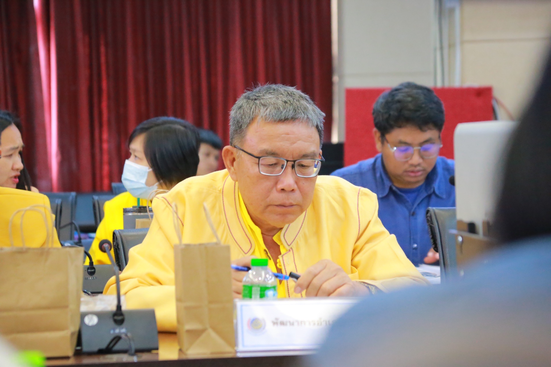 “ร่วมสร้างความเข้มแข็งชุมชน สู่การพัฒนาที่ยั่งยืน!” ผู้ตรวจราชการกรมการพัฒนาชุมชน ร่วมประชุมผู้บริหารและเจ้าหน้าที่พัฒนาชุมชนจังหวัดฉะเชิงเทรา