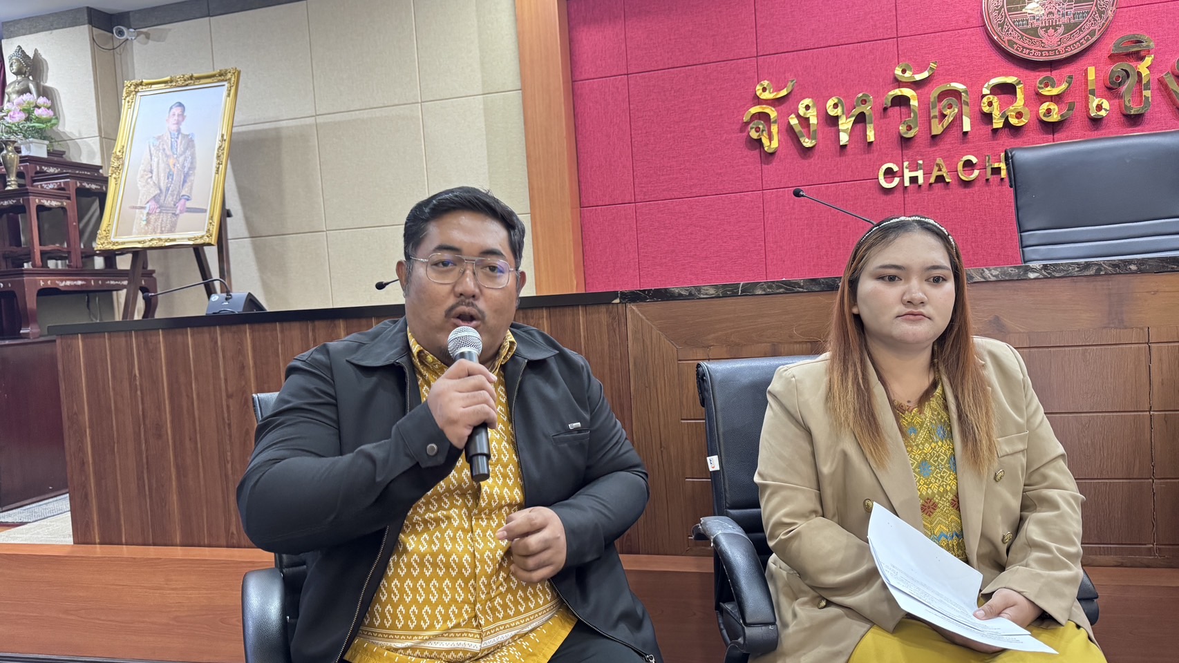 ” kick off พัฒนา ศูนย์ประสานงานองค์การชุมชน หนุนเสริมตำบลเข้มแข็งตามหลักปรัชญาของเศรษฐกิจพอเพียง”  พช.แปดริ้ว ดำเนินโครงการประชุมเชิงปฏิบัติการเสริมสร้างทักษะคณะกรรมการบริหารศูนย์ประสานงานองค์การชุมชนระดับอำเภอ (ศอช.อ.)