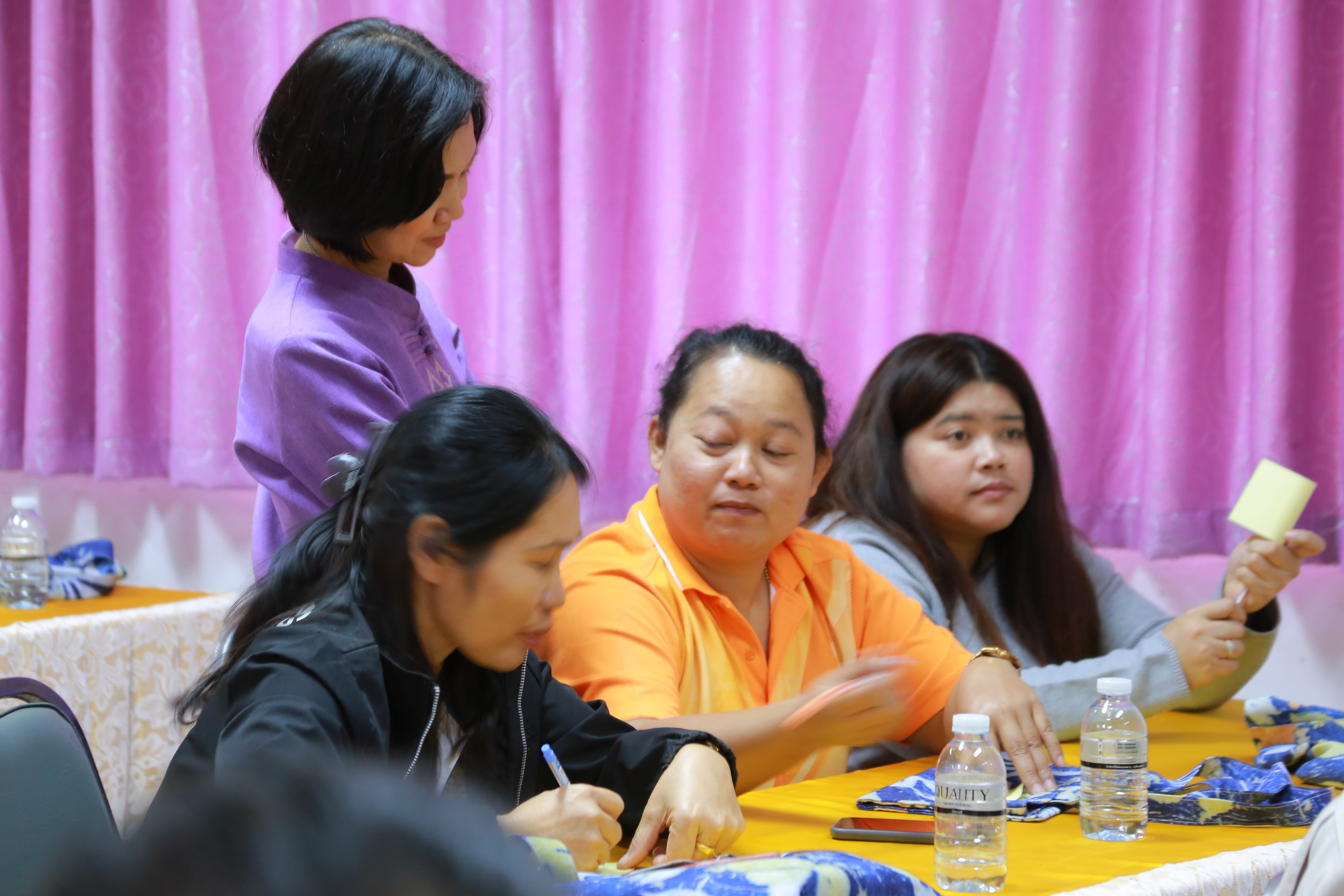 หนองจอก หวานเจี๊ยบ! เดินหน้าจัดทำสารสนเทศตำบลต้นแบบ เพื่อพัฒนาคุณภาพชีวิต สร้างคุณภาพชีวิตยั่งยืน ประจำปี 2568