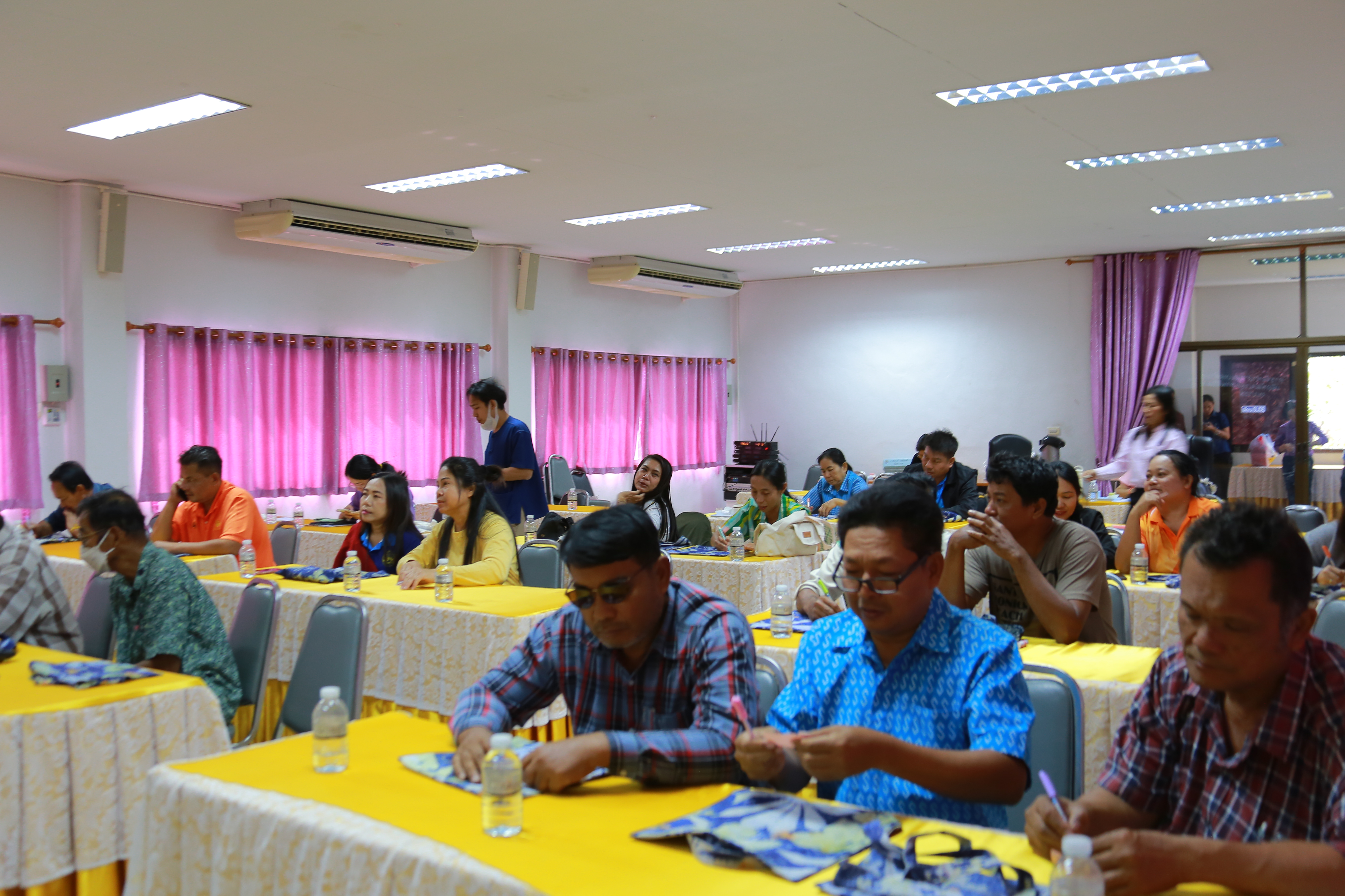 หนองจอก หวานเจี๊ยบ! เดินหน้าจัดทำสารสนเทศตำบลต้นแบบ เพื่อพัฒนาคุณภาพชีวิต สร้างคุณภาพชีวิตยั่งยืน ประจำปี 2568