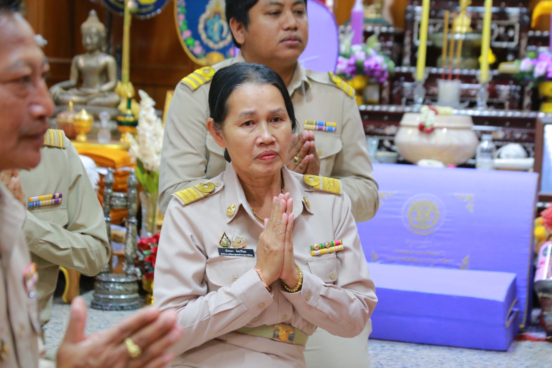 “พลังศรัทธาสู่พลังพัฒนา” พัฒนาการจังหวัดฉะเชิงเทรา นำทีมพัฒนาชุมชนสักการะหลวงพ่อโสธร รับพรปีใหม่ 2568