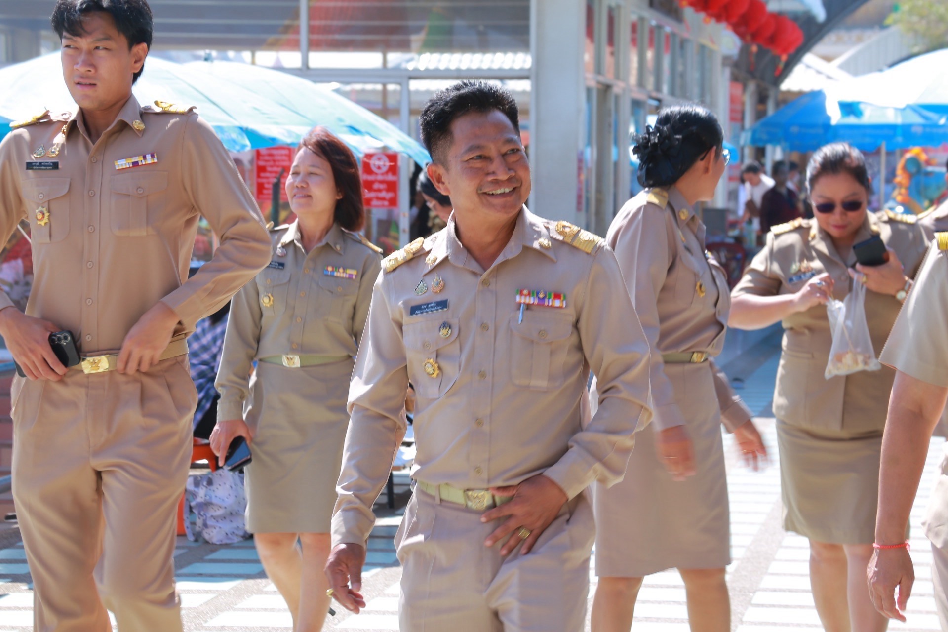 เริ่มต้นปีใหม่ด้วยพลังบุญ! พัฒนาการจังหวัดฉะเชิงเทรา นำทีมงานเข้าสักการะพระราชวชิรประชานาถ ณ วัดสมานรัตนาราม