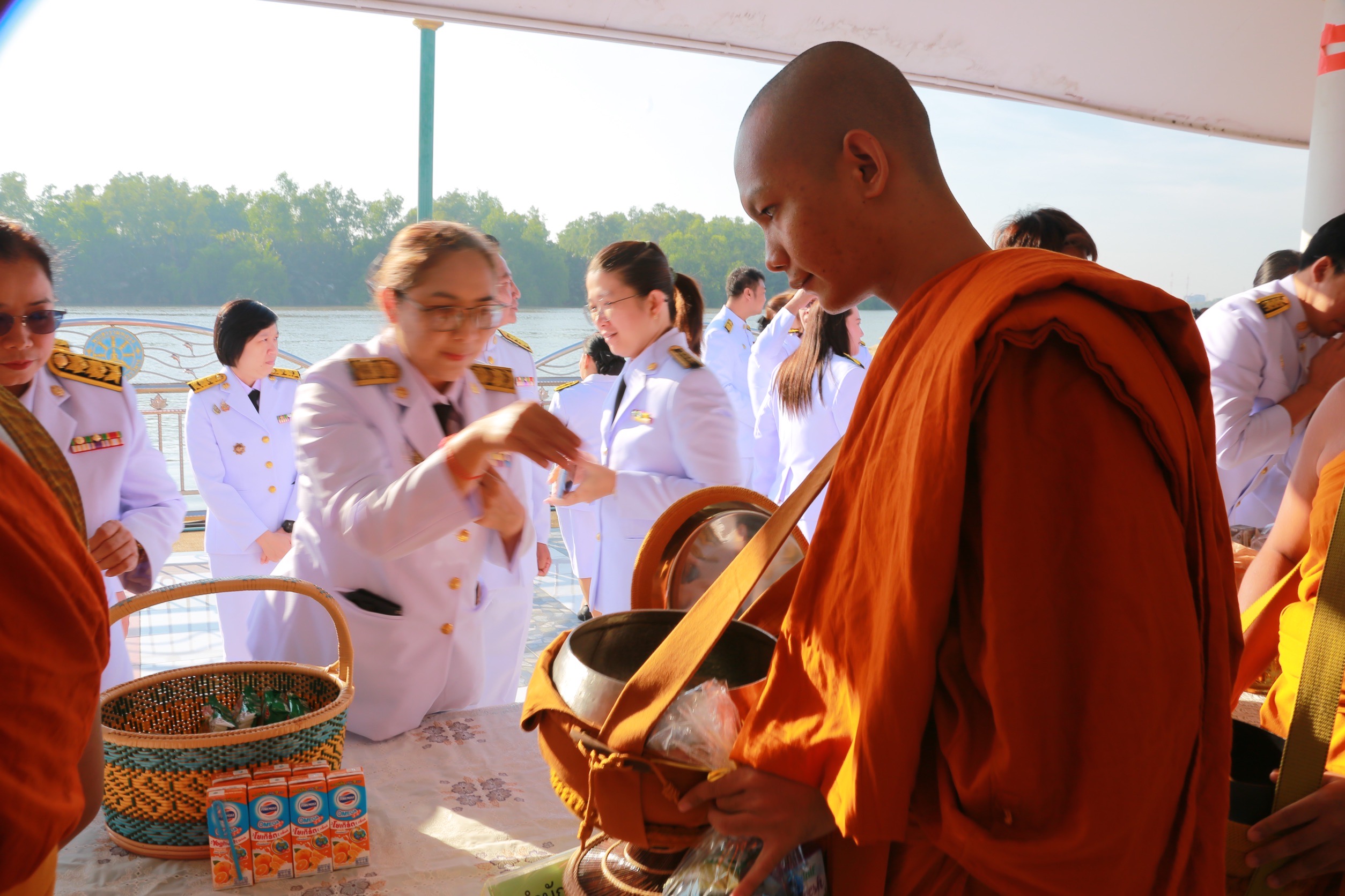 พช.แปดริ้ว ร่วมกิจกรรมเฉลิมพระเกียรติพระบาทสมเด็จพระเจ้าอยู่หัว เนื่องในพระราชพิธีสมมงคลพระชนมายุเท่าพระบาทสมเด็จพระพุทธยอดฟ้าจุฬาโลกมหาราช