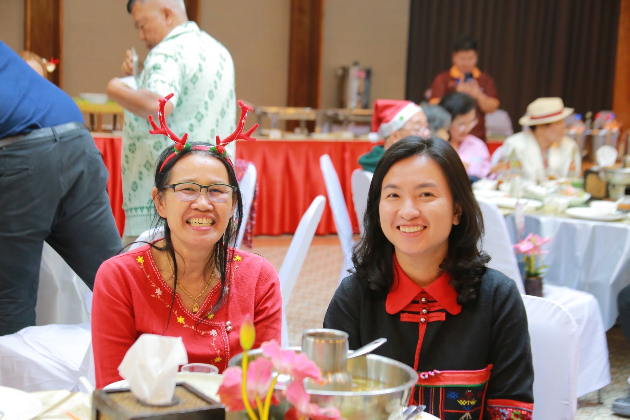 พช.แปดริ้วจัดกิจกรรม “สานสัมพันธ์สร้างสุข” ส่งเสริมภาพลักษณ์องค์กรและความสามัคคีในทีมงาน