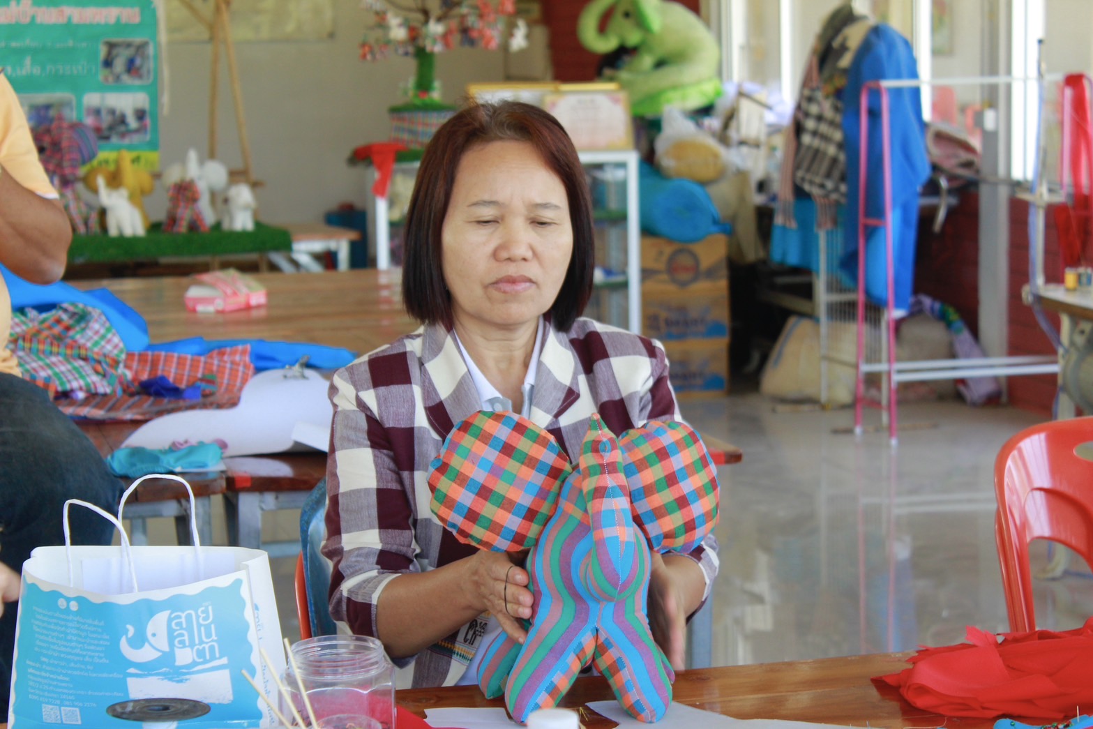 พช.ฉะเชิงเทรา ลงพื้นที่ศึกษาและพัฒนาชุมชน “อำเภอท่าตะเกียบ”