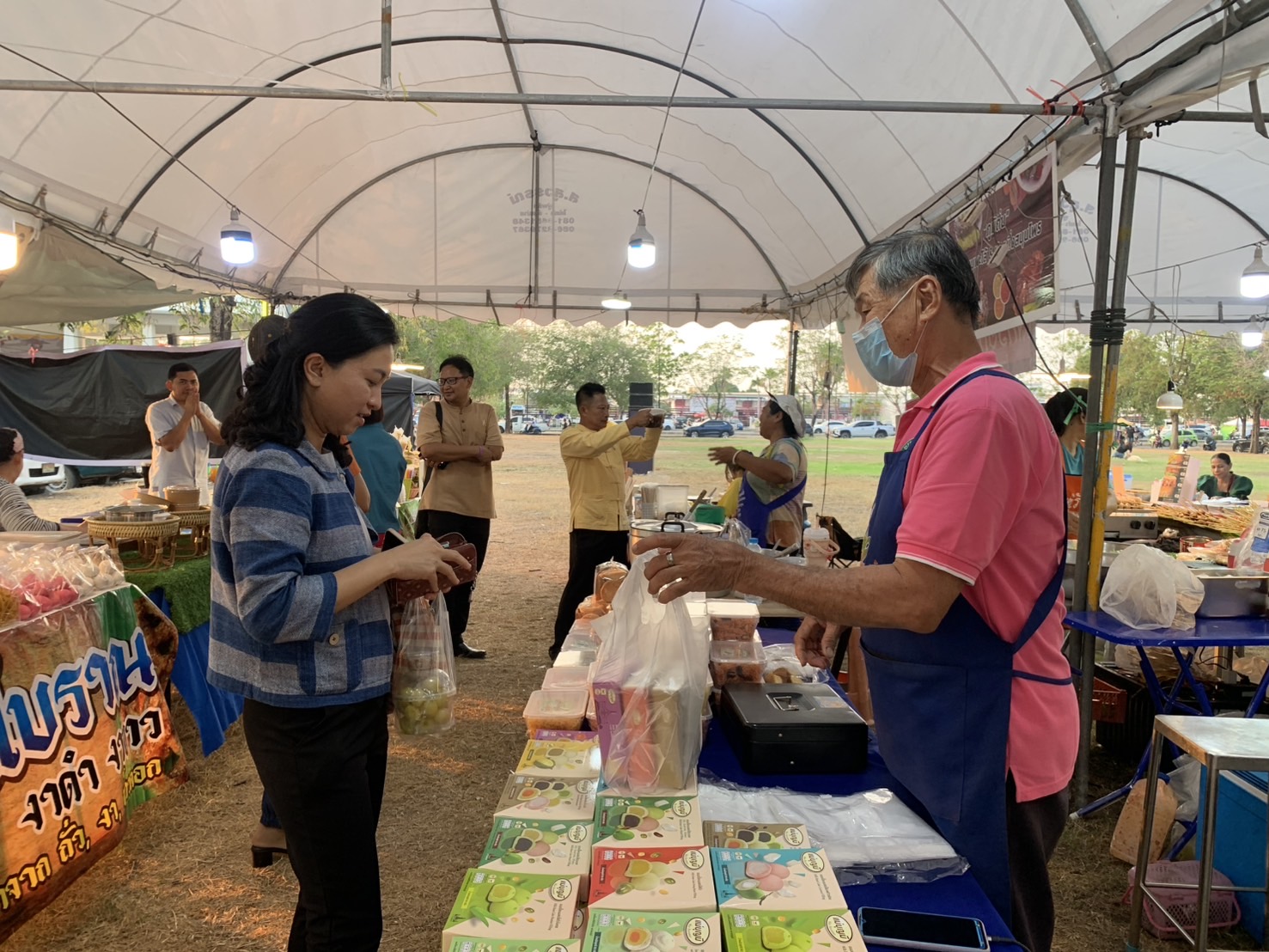 🛍️พช.ฉะเชิงเทรา จัดกิจกรรมส่งเสริมช่องทางการตลาด โครงการ “ตลาดนัดชุมชน คนแปดริ้วยิ้มได้” ครั้งที่ 3 อย่างต่อเนื่อง