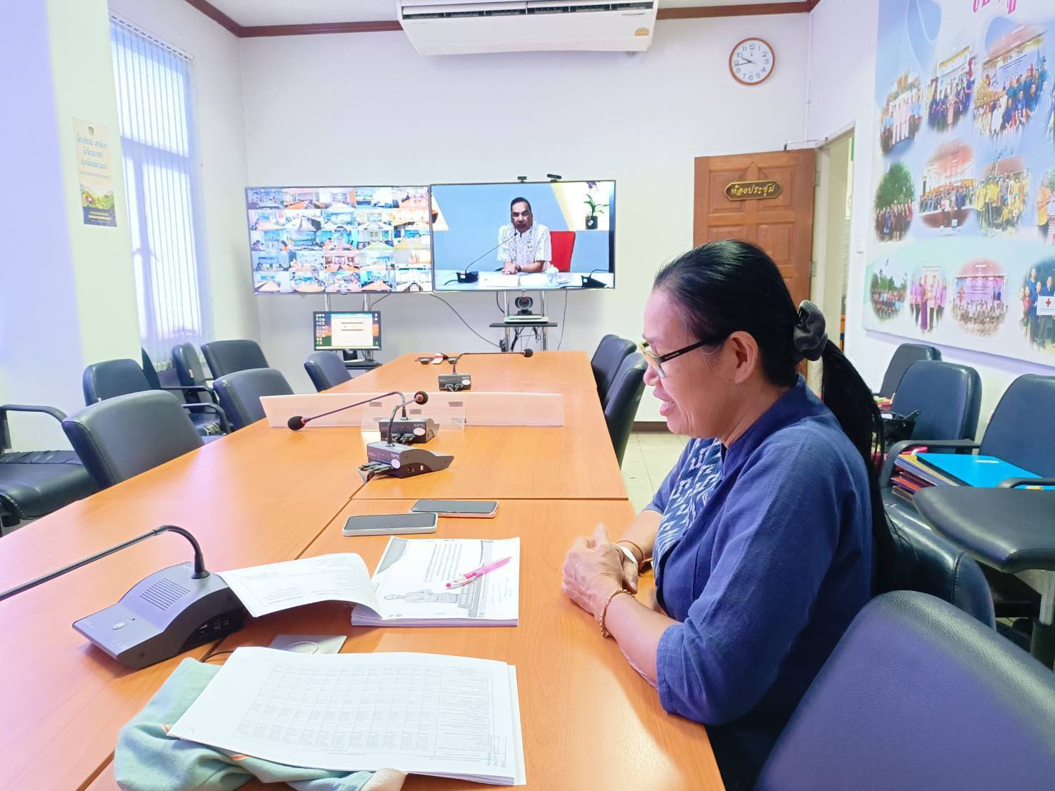 พช. ฉะเชิงเทรา ร่วมประชุมชี้แจง เร่งรัด กำกับ ติดตาม การดำเนินงานกองทุนพัฒนาบทบาทสตรี