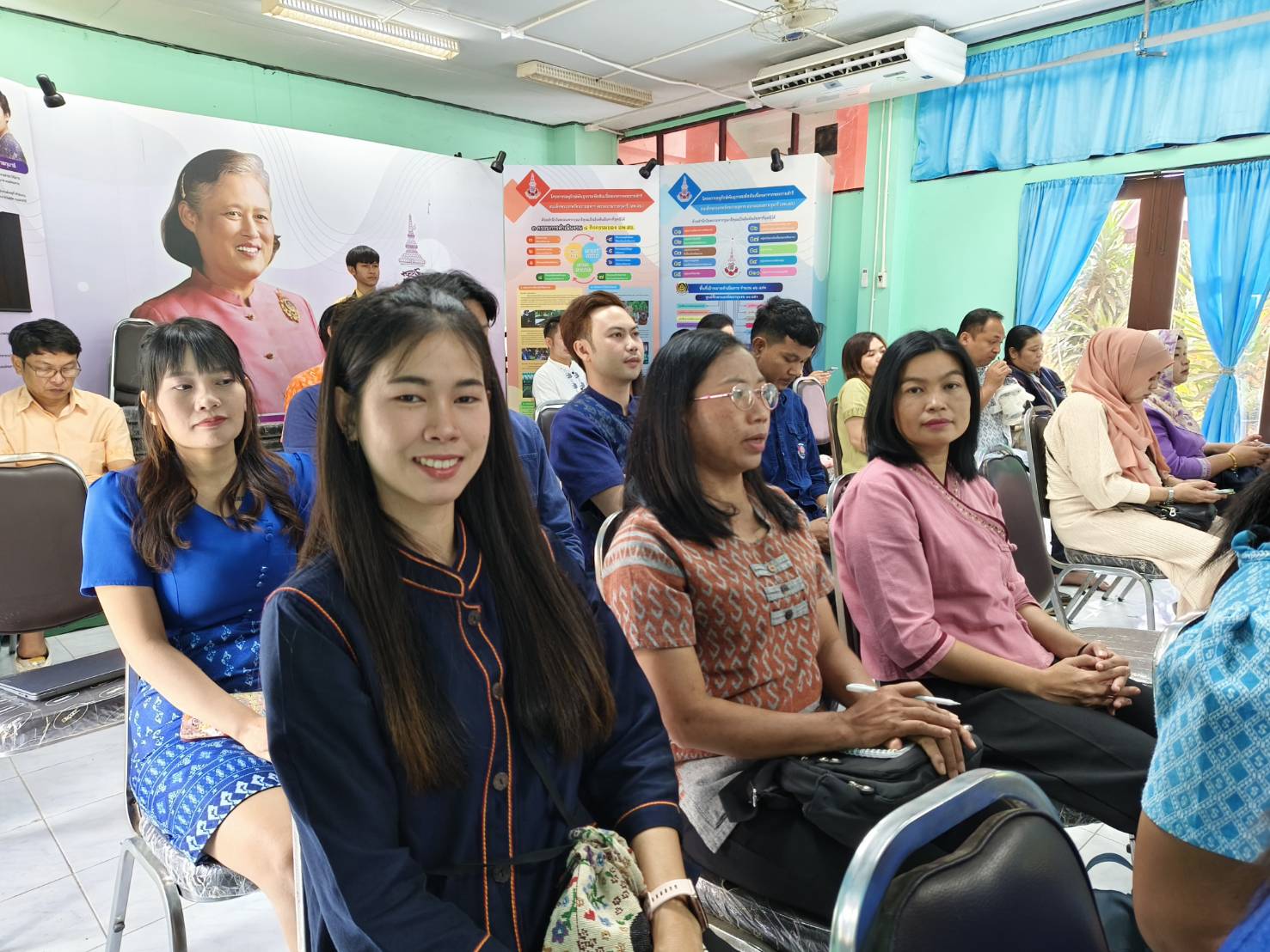 📢 พช. ฉะเชิงเทรา ประชุมผู้บริหารและเจ้าหน้าที่พัฒนาชุมชนประจำเดือนมกราคม 2568