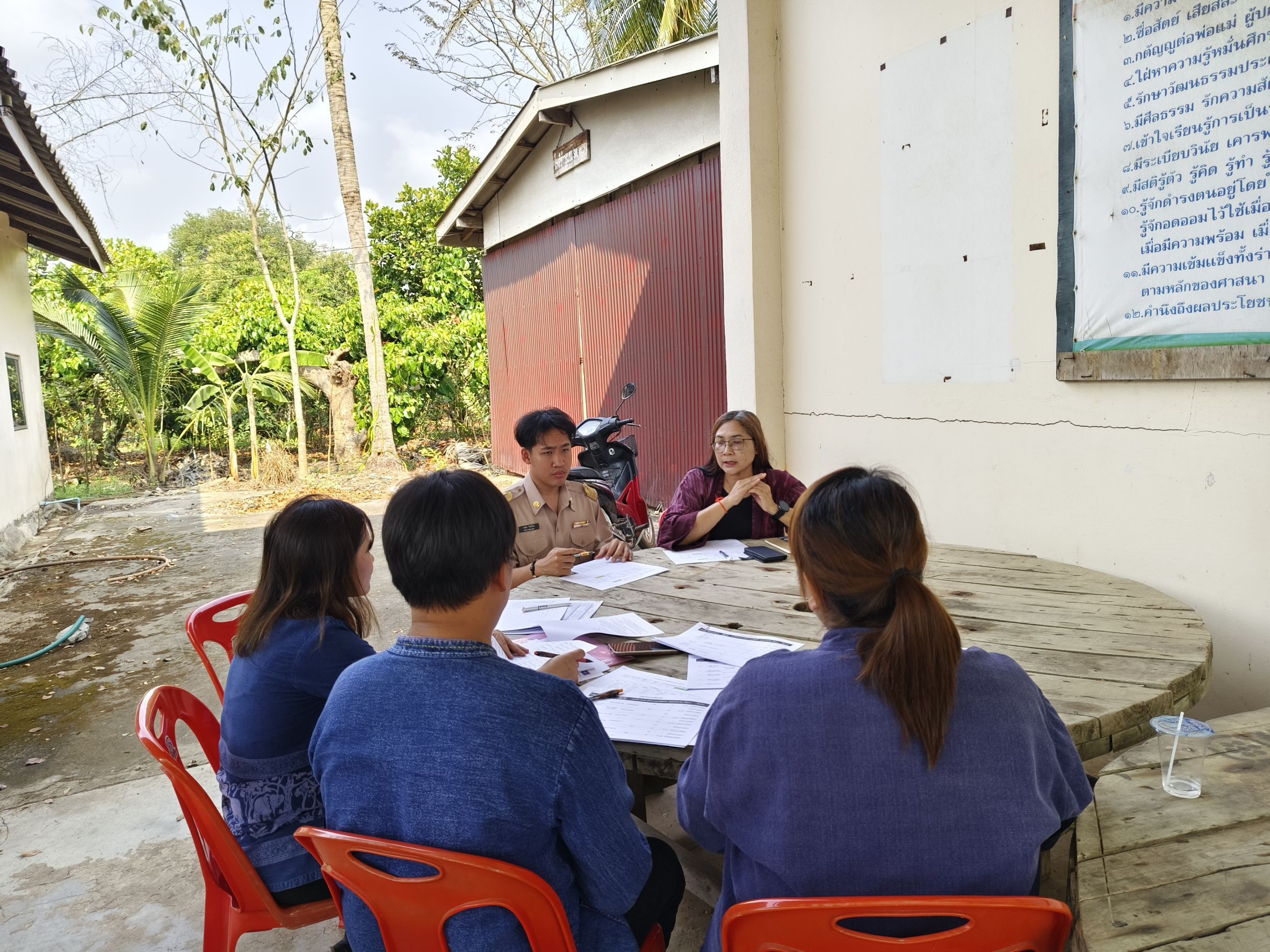 พช.ฉะเชิงเทรา ลงพื้นที่ติดตามโครงการ จปฐ. ระดับจังหวัด เสริมประสิทธิภาพการจัดเก็บข้อมูลเพื่อการพัฒนาชุมชน