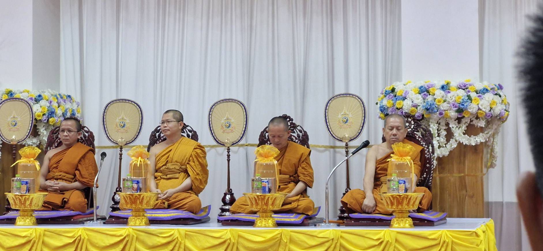 พช. ฉะเชิงเทรา ร่วมพิธีถวายภัตตาหารพระราชทาน ของพระบาทสมเด็จพระเจ้าอยู่หัว